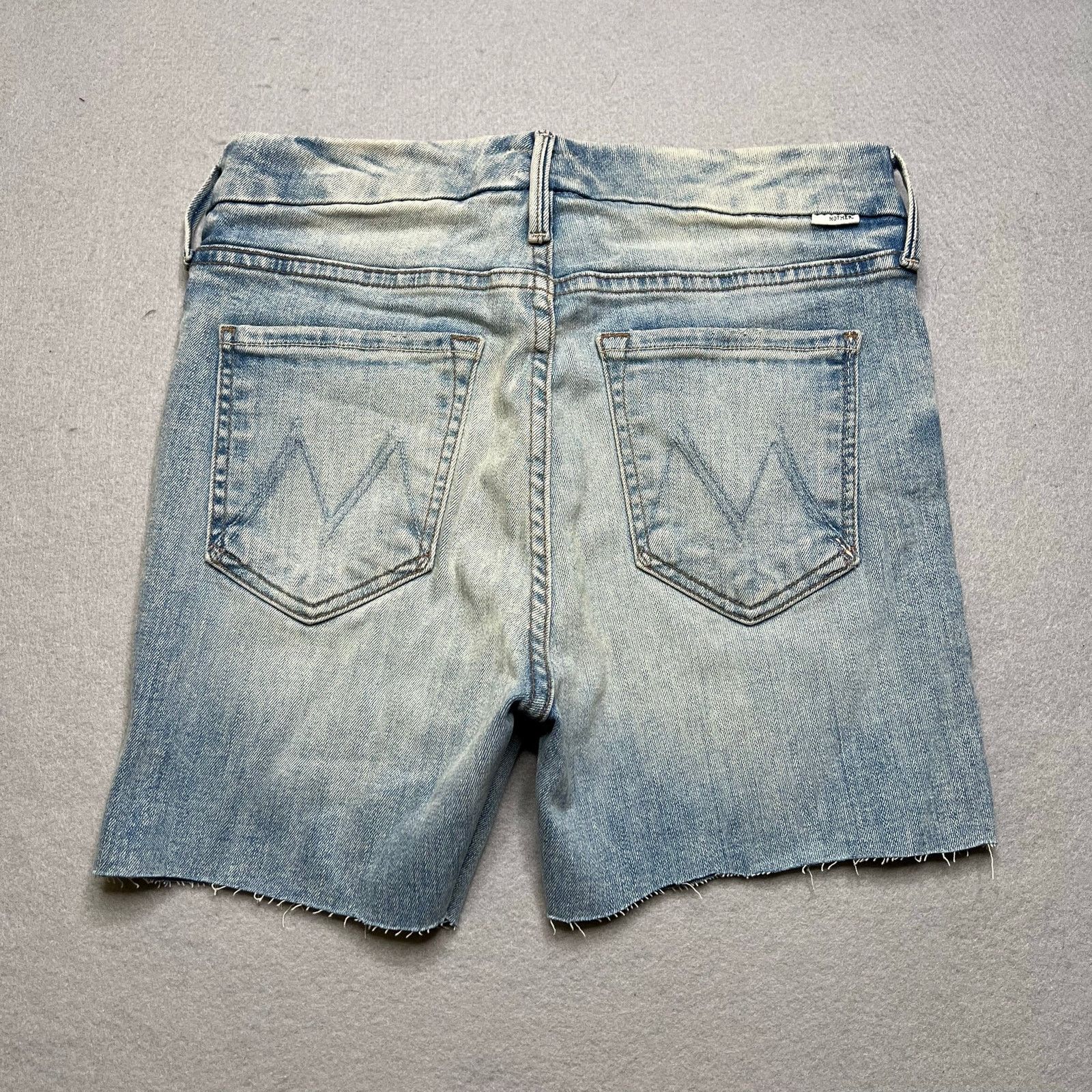 MOTHER MOTHER The Looker Ankle Step Fray Denim Shorts Women’s 26 Size 26" / US 2 / IT 38 - 8 Thumbnail
