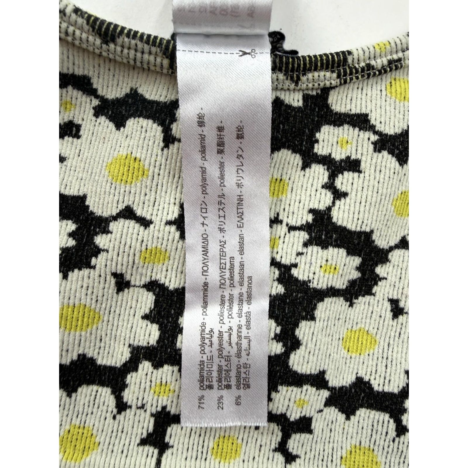 Zara Zara Tank Top Womens M-L Black White Daisy Floral Scoop Neck Cropped Stretch Sleeveless Slim Casual Summer Shirt Womens M-L Daisy Floral Tank Top Size M / US 6-8 / IT 42-44 - 4 Thumbnail
