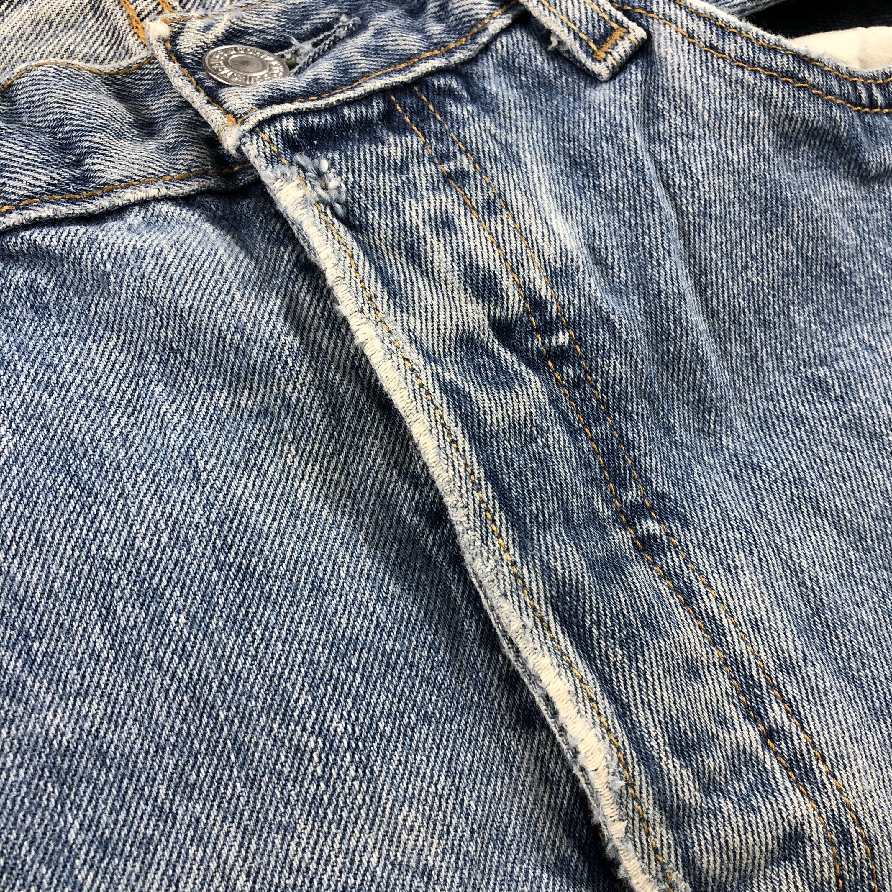 Levi's Vintage Levis 501 Jeans Distressed Denim KJ1067 Size US 34 / EU 50 - 11 Thumbnail