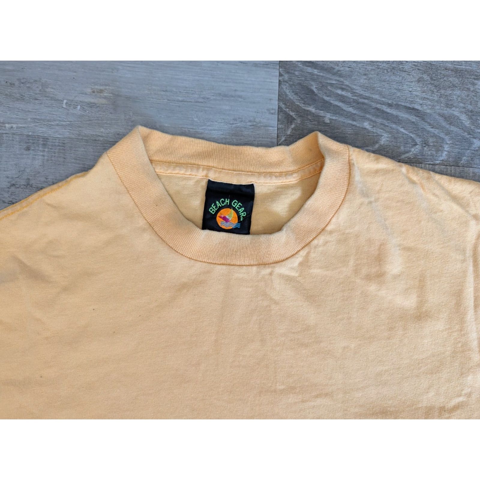 Vintage VINTAGE Beach Gear XL Hawaiian Floral T-Shirt Made in USA Yellow Short Sleeve Double-Sided 90s Mens Size US XL / EU 56 / 4 - 4 Thumbnail