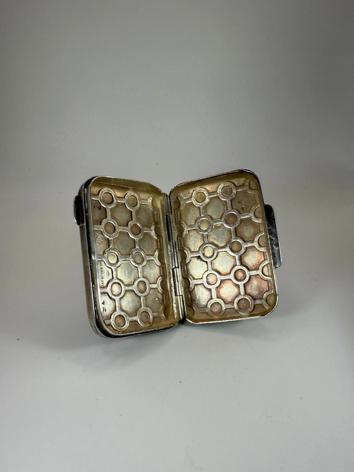 Gucci 80's Gucci Sterling Silver Enamel Pill Box Size ONE SIZE - 4 Thumbnail
