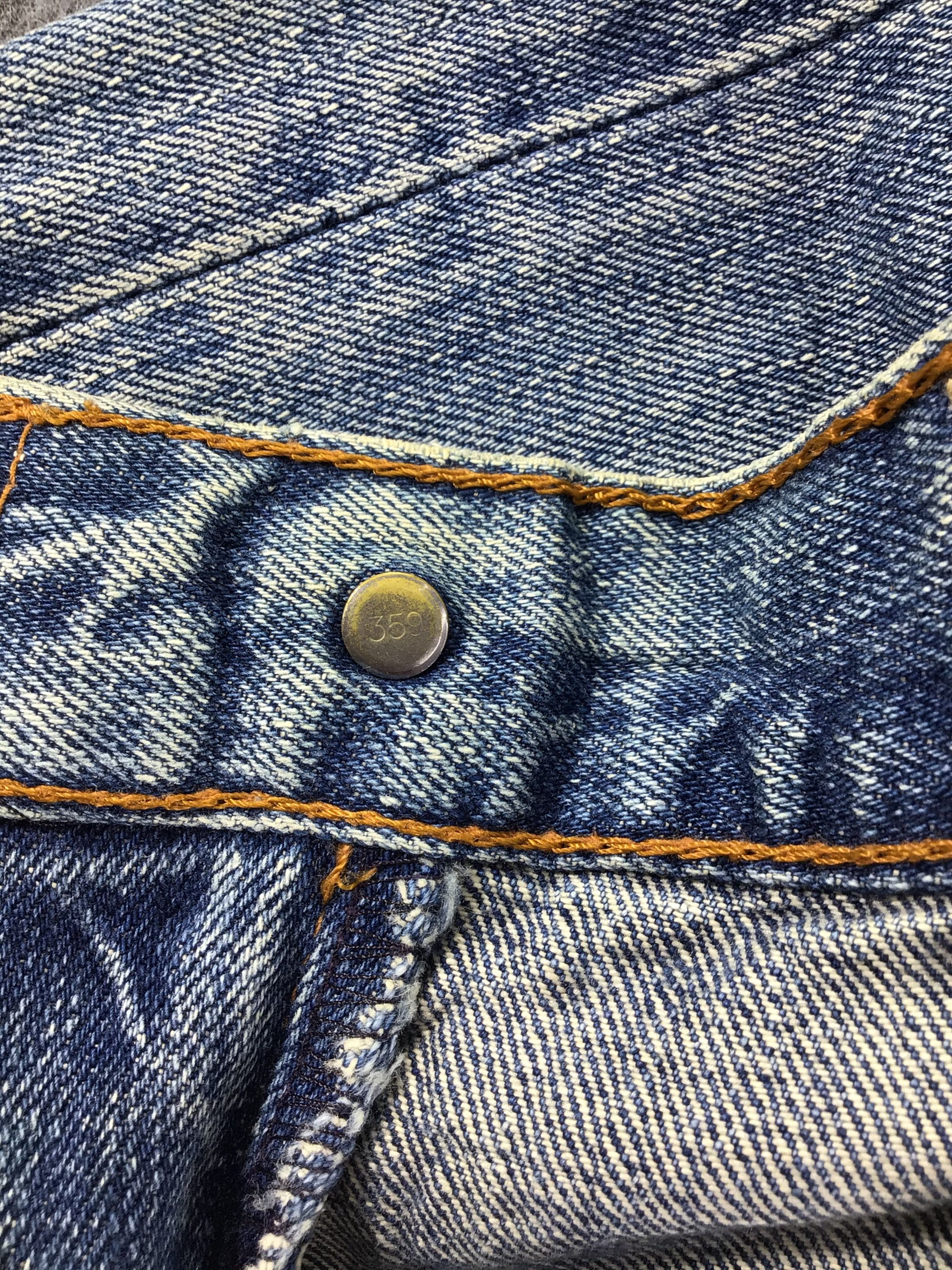 Levi's Vintage Levis 503 Jeans Faded Blue Denim KJ020 Size US 31 - 8 Thumbnail
