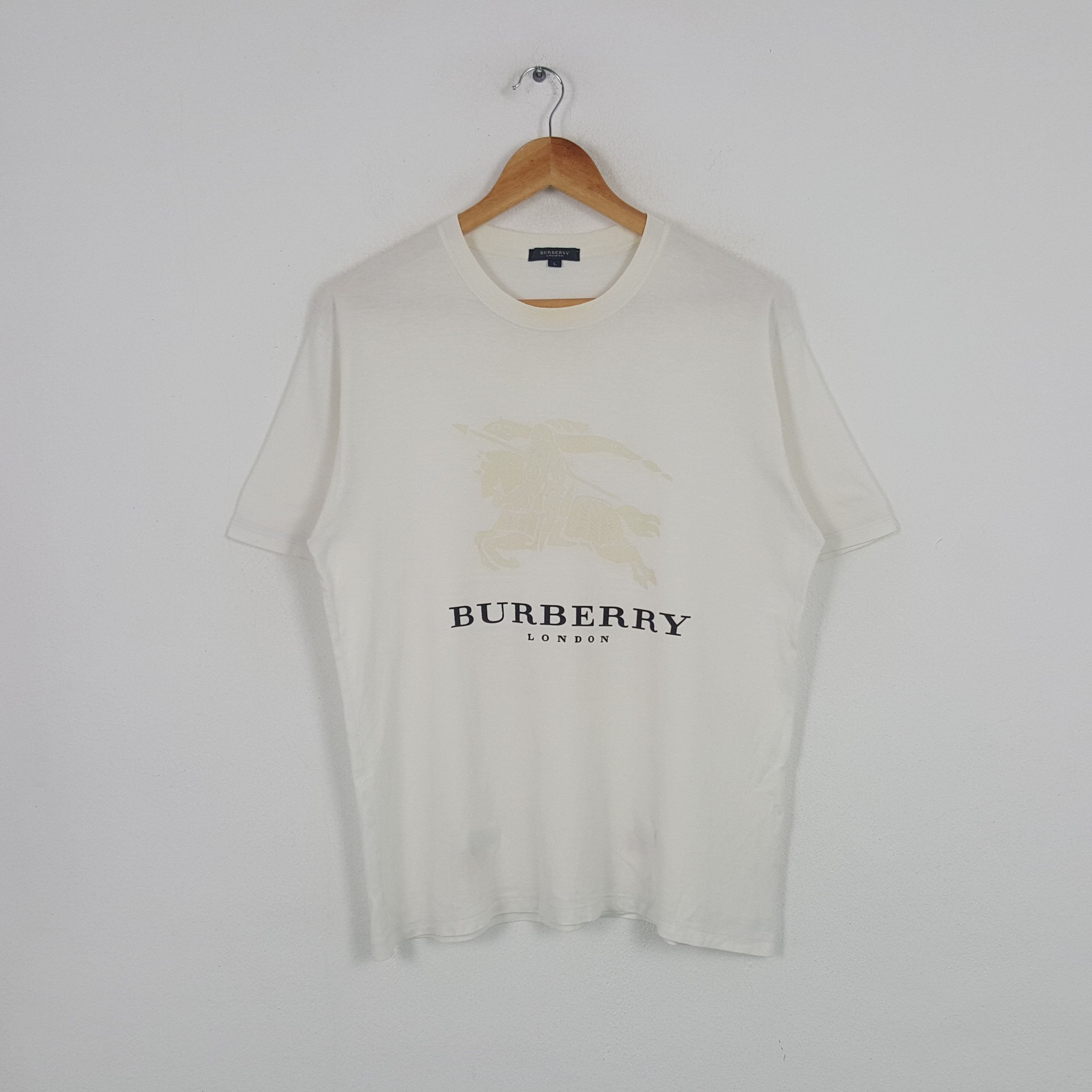Burberry × Vintage Vintage Burberry London Luxury Brand Tshirt Size US L / EU 52-54 / 3 - 1 Thumbnail