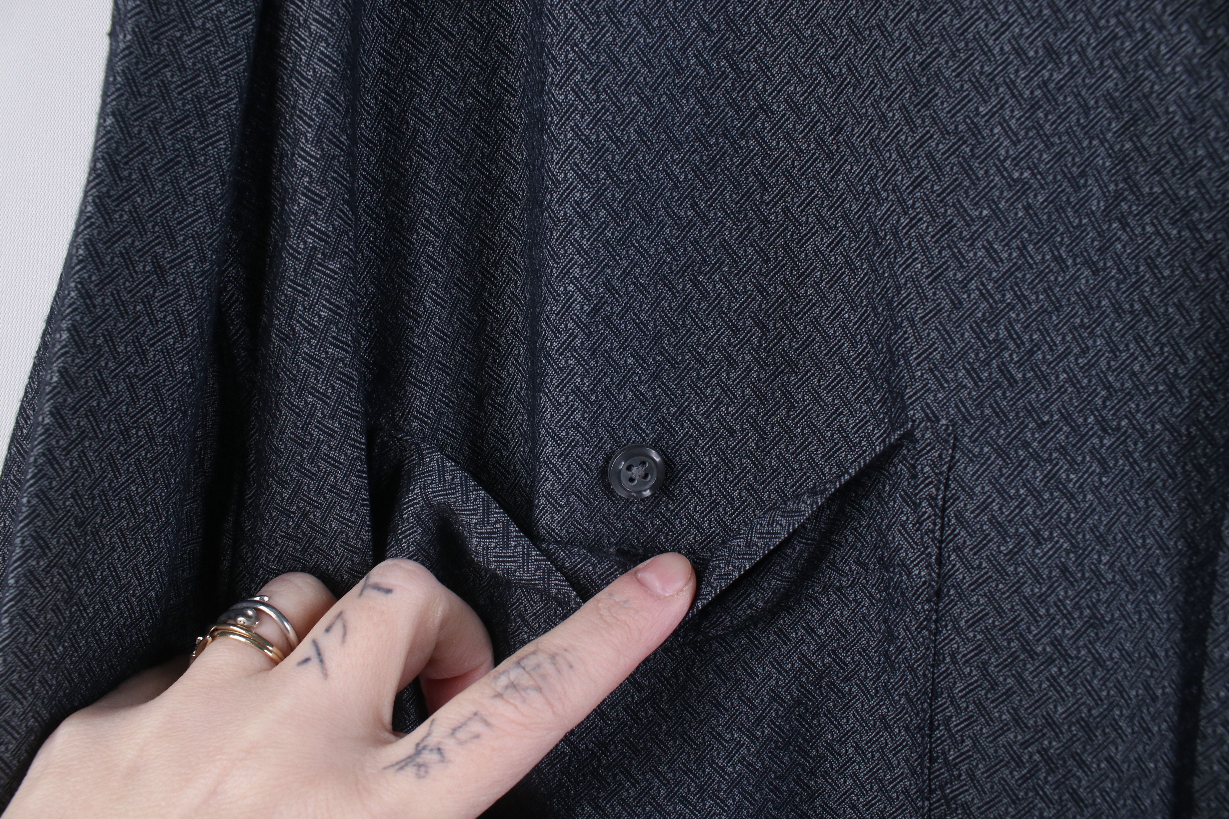 Vintage Vintage 90s Streetwear Geometric Band Collar Button Shirt Size US L / EU 52-54 / 3 - 5 Thumbnail