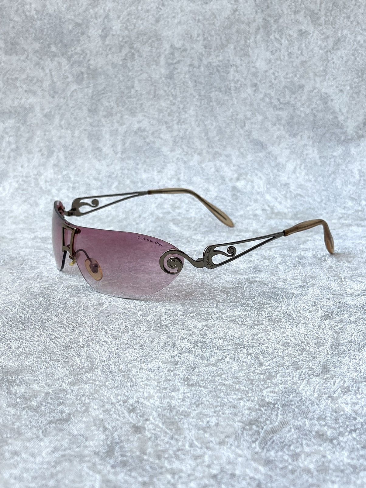 Dior 90s Archive Christian Dior Pink Shield Sunglasses Y2K Size ONE SIZE - 1 Thumbnail
