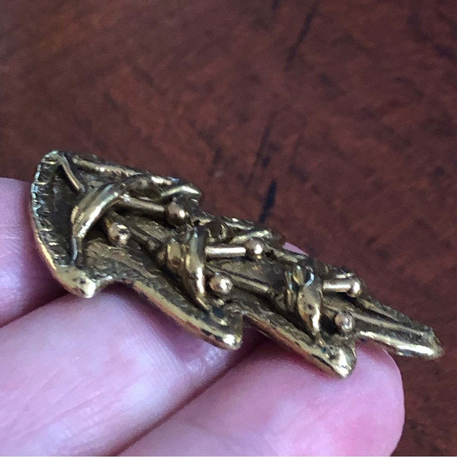 Vintage Vintage IXEL Mexican solid brass leaf design earrings Size ONE SIZE - 8 Thumbnail