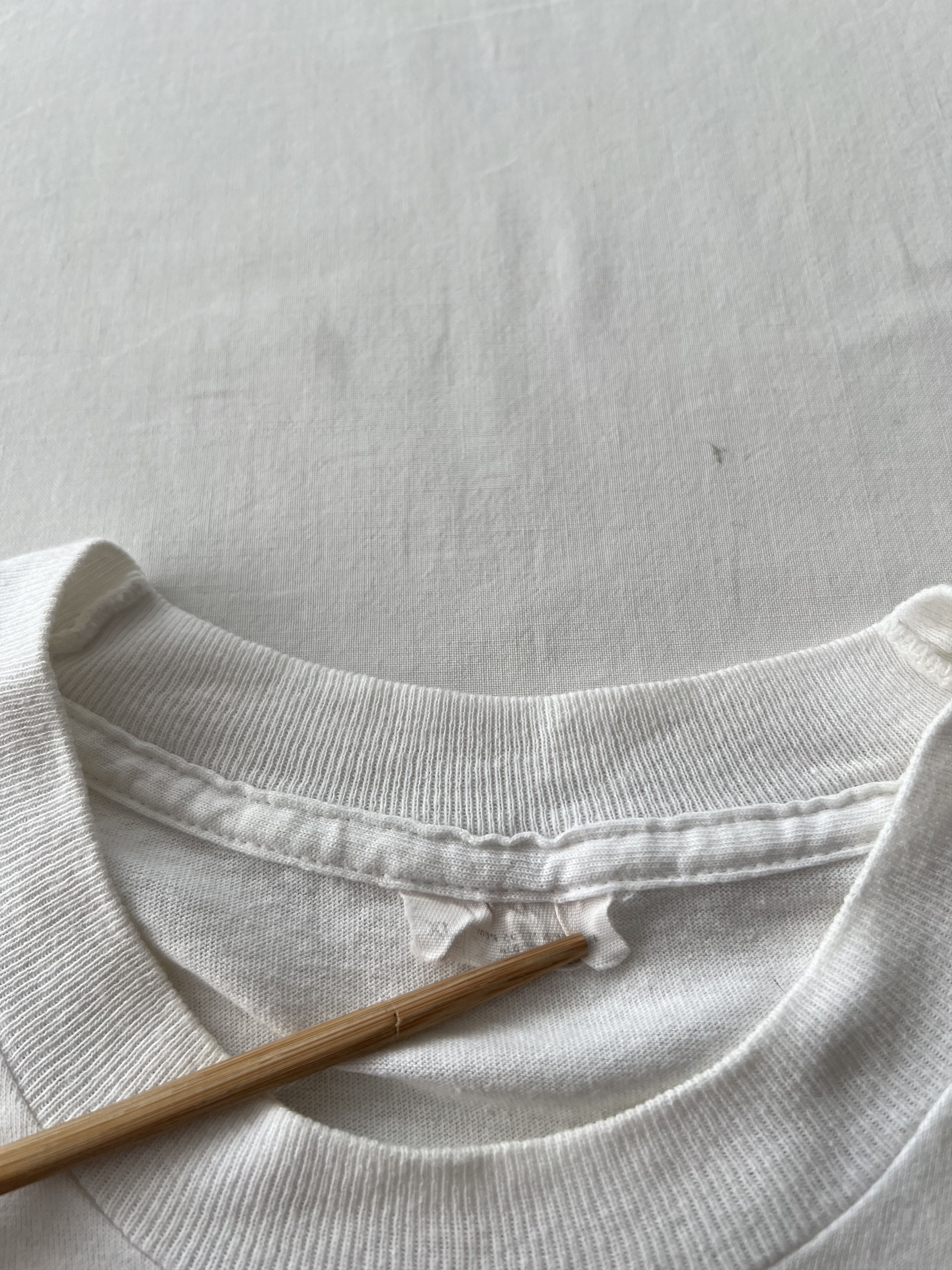 Vintage Vintage 90s Condom Safe Sex Sexy Single Stitch White T-shirt Size US XL / EU 56 / 4 - 10 Thumbnail