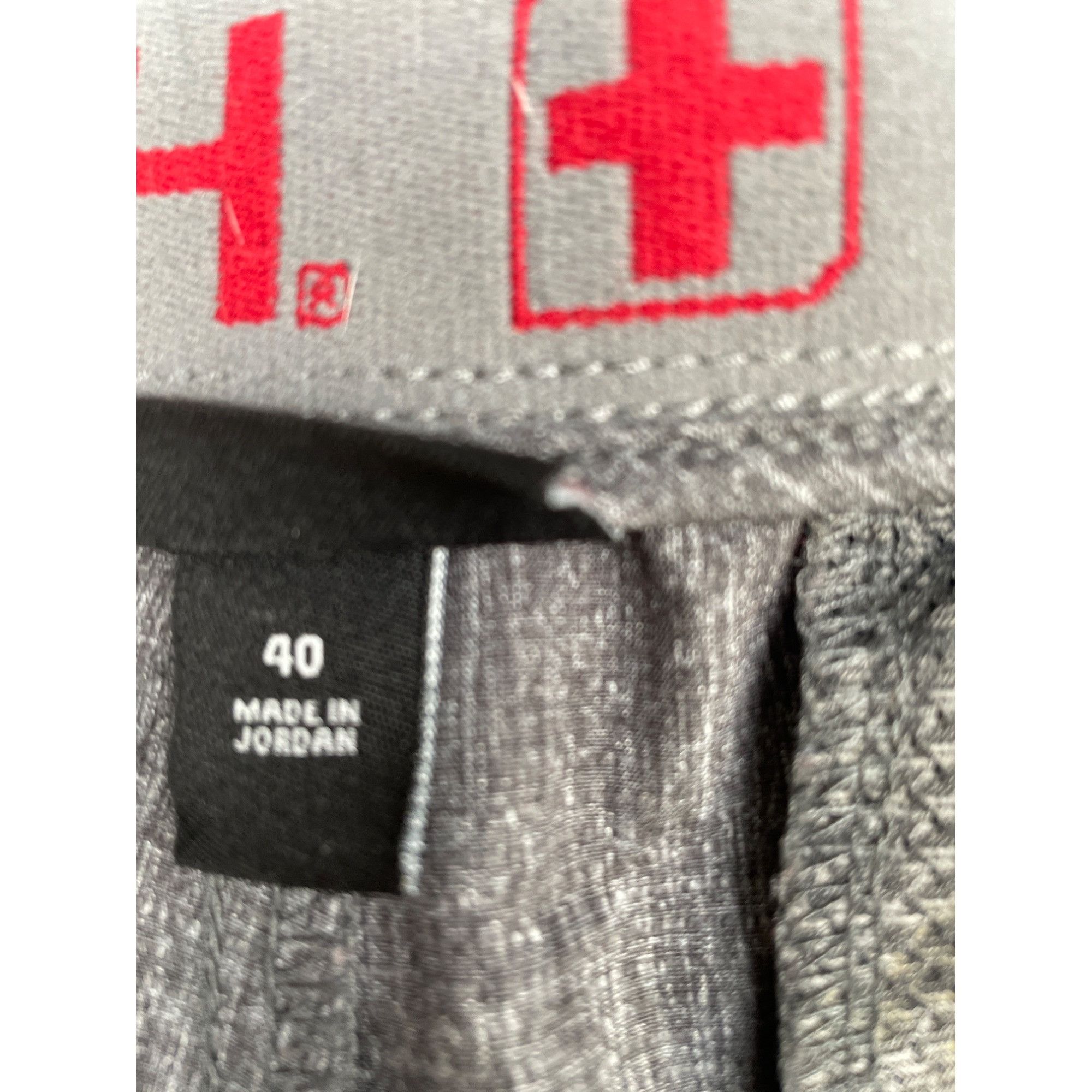 Other Swisstech Men's Gray Shorts, Side & Back Pockets Size 40 SKU Size US 40 / EU 56 - 5 Thumbnail