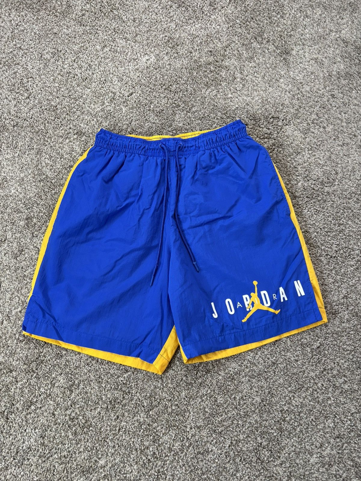 Nike Nike Air Jordan Sport Men Shorts L Above Knees Lightweight Size US 35 - 1 Thumbnail