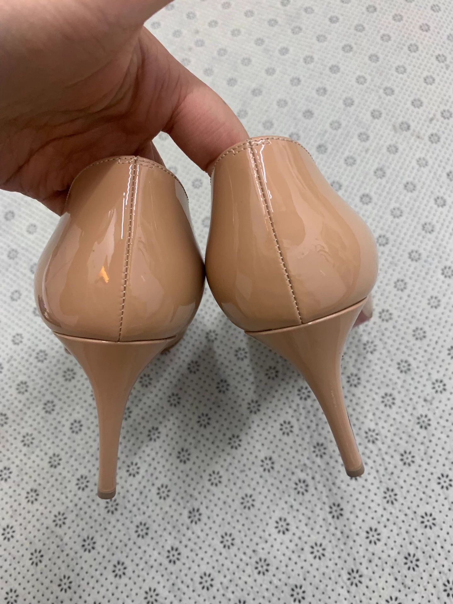 Christian Louboutin CL Nude Patent Red Sole Heels 37 Unworn Size US 6 / IT 36 - 3 Thumbnail