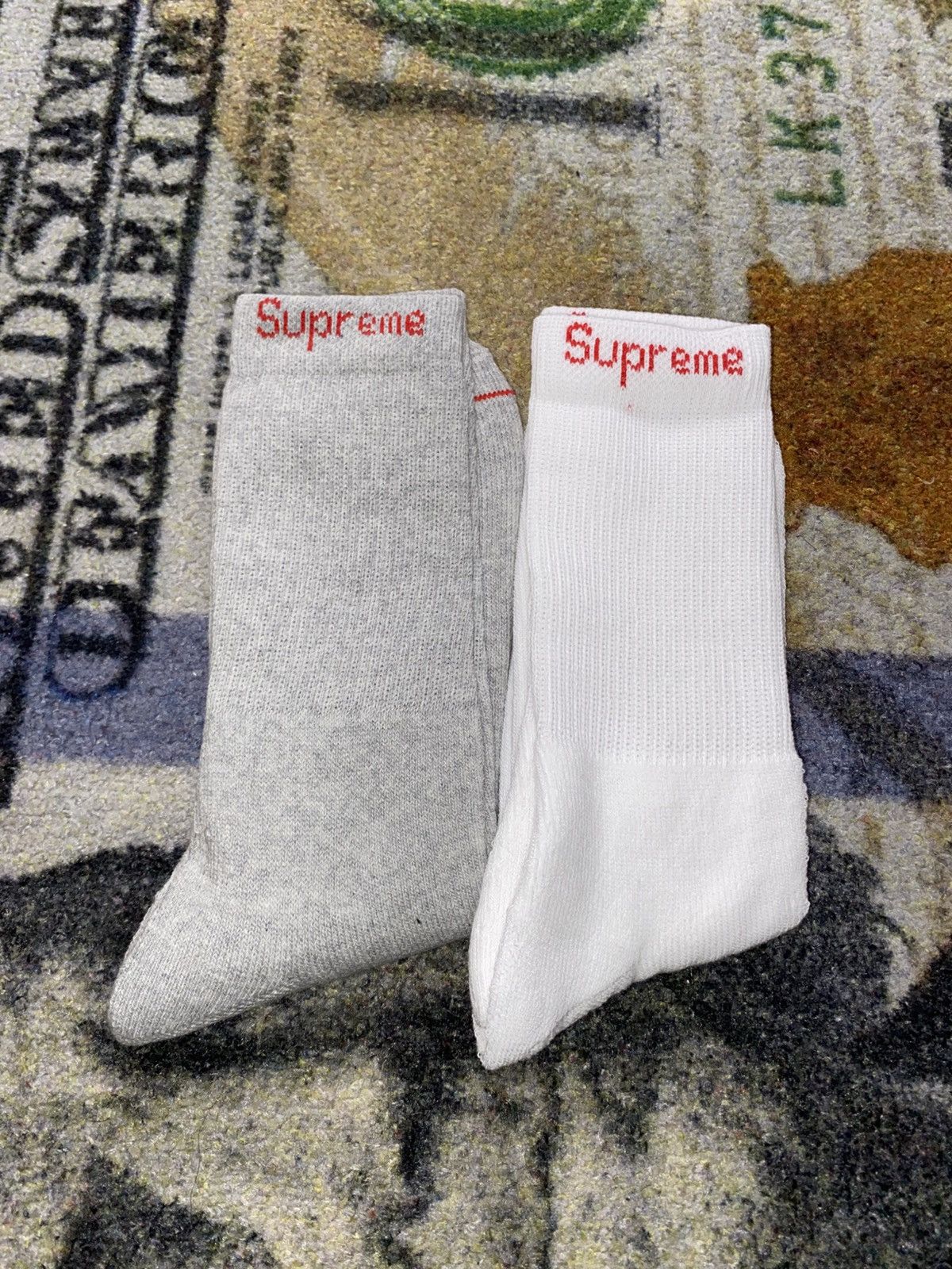 Maison Margiela × Supreme MM6 MAISON MARGIELA HANES CREW