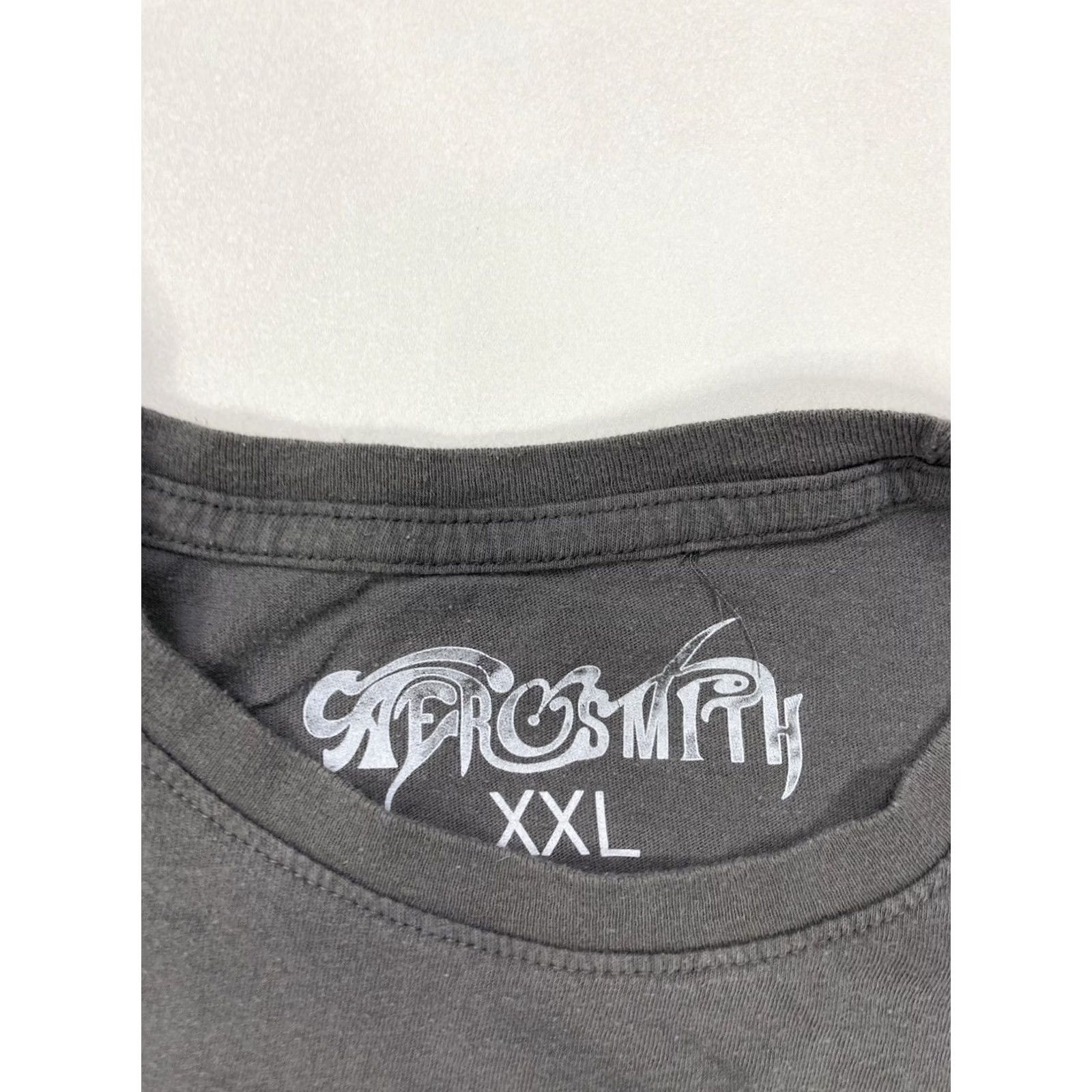 Aerosmith VINTAGE Aerosmith Get Your Wings US Tour 74 Graphic T-shirt Women 2XL Gray Music Shirt Mens Girls Sportsive Size XXL / US 16-18 / IT 52-54 - 4 Thumbnail
