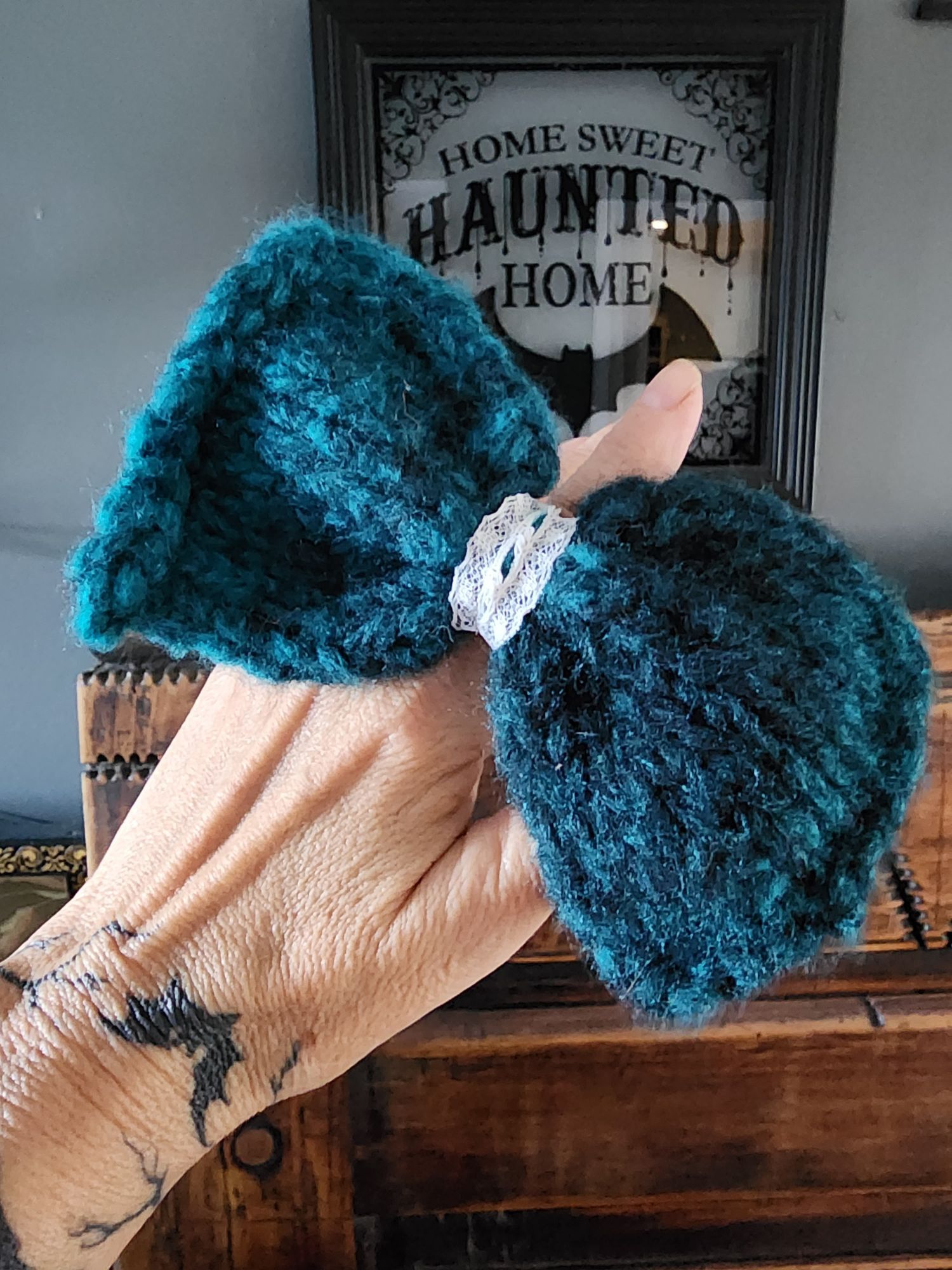 Handmade Knit Hair Bow, Handknitted Teal Ombre Ponytail Holder or Hai Size ONE SIZE - 2 Thumbnail