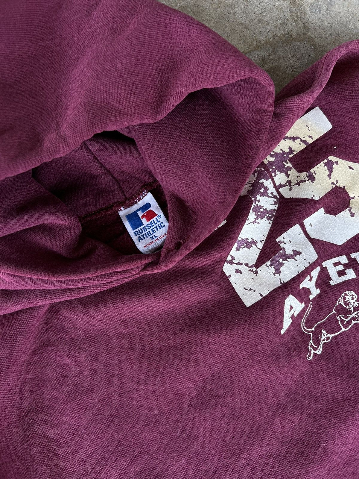 Russell Athletic × Vintage Vintage 90’s Russell Maroon Essential Sweater Hoodie Size US XL / EU 56 / 4 - 2 Thumbnail