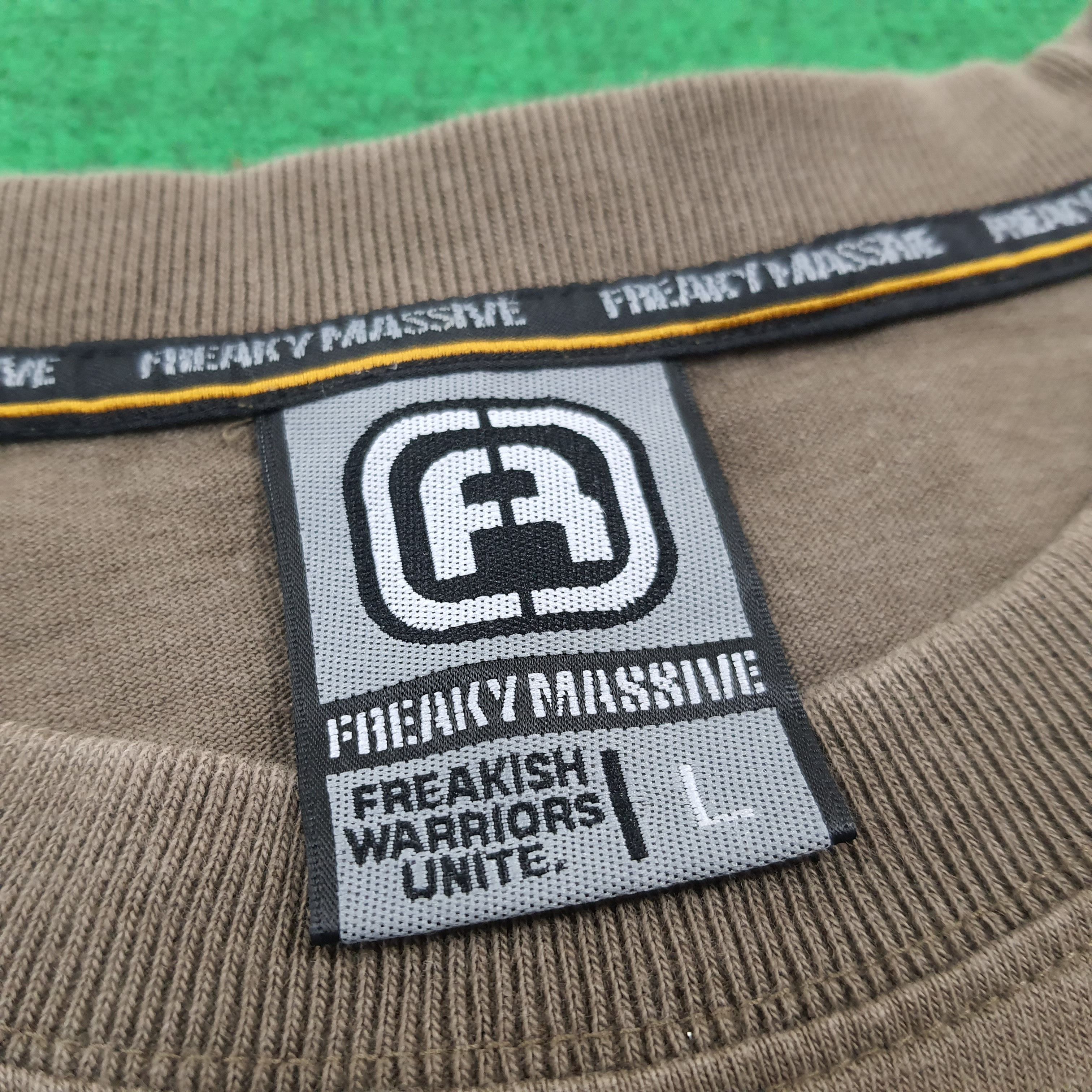 Vintage Vintage Freaky Massive Freakish Fellow Tshirt Size US XL / EU 56 / 4 - 5 Thumbnail