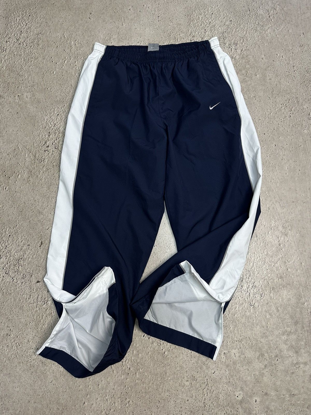 Nike × Vintage Vintage Nike Pants Nylon Y2K Drill Navy Blue Size US 33 - 8 Thumbnail