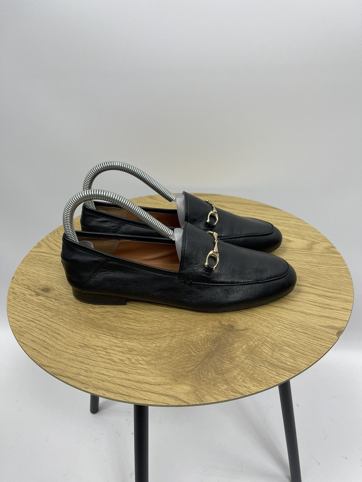 Coach Coach Women’s Loafer Shoes Size 6 US Leather Black Gold Size US 6 / IT 36 - 5 Thumbnail