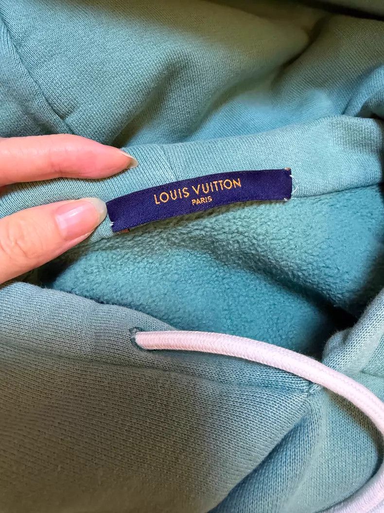 Louis Vuitton Louis Vuitton Solid logo monogram sweatshirt Size US XL / EU 56 / 4 - 3 Thumbnail