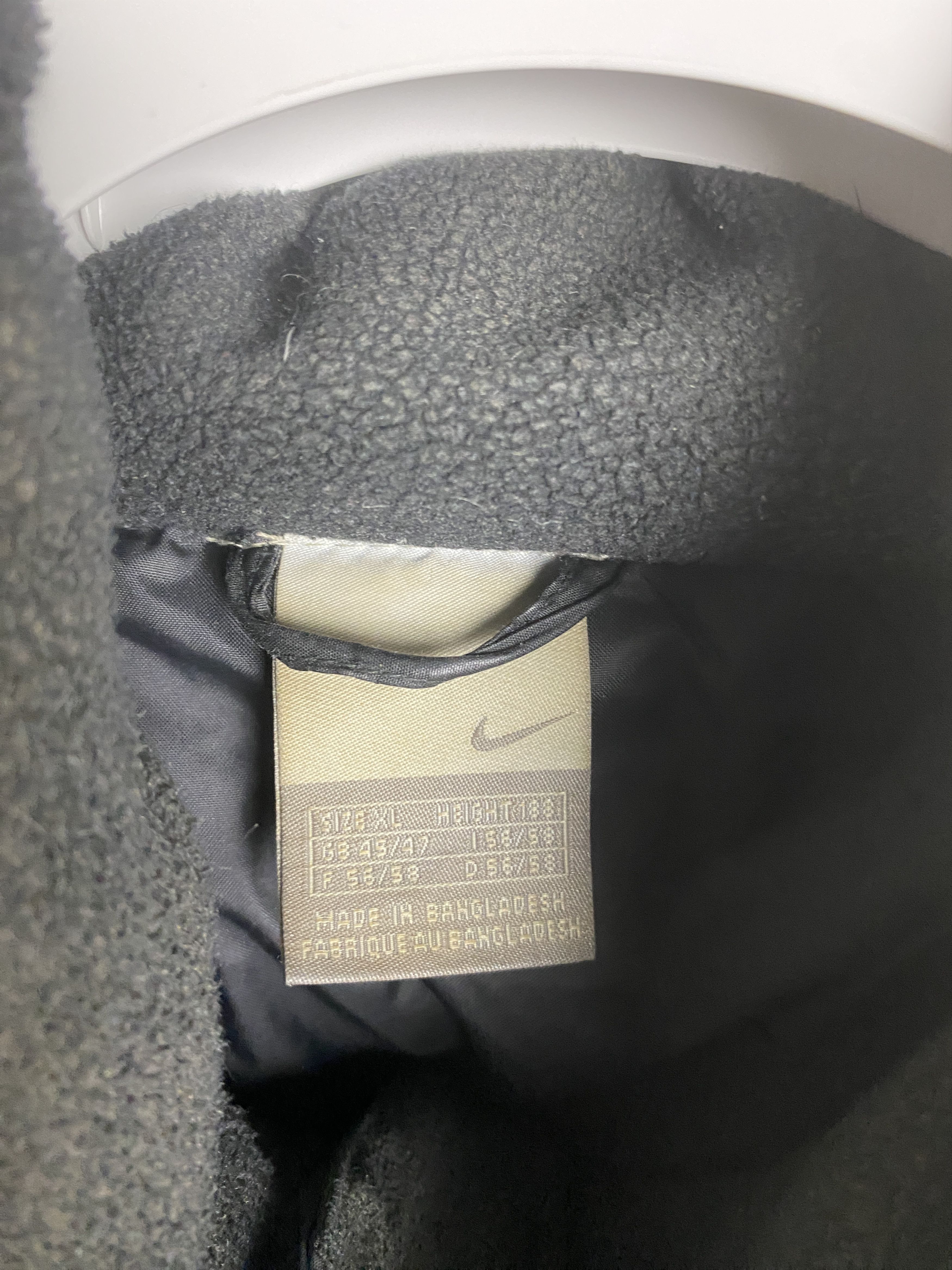Nike Nike small logo puffer vest down jacket y2k 00s Size US XL / EU 56 / 4 - 3 Thumbnail