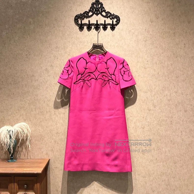 Valentino Valentino A rose-red lace floral dress Size S / US 4 / IT 40 - 1 Thumbnail