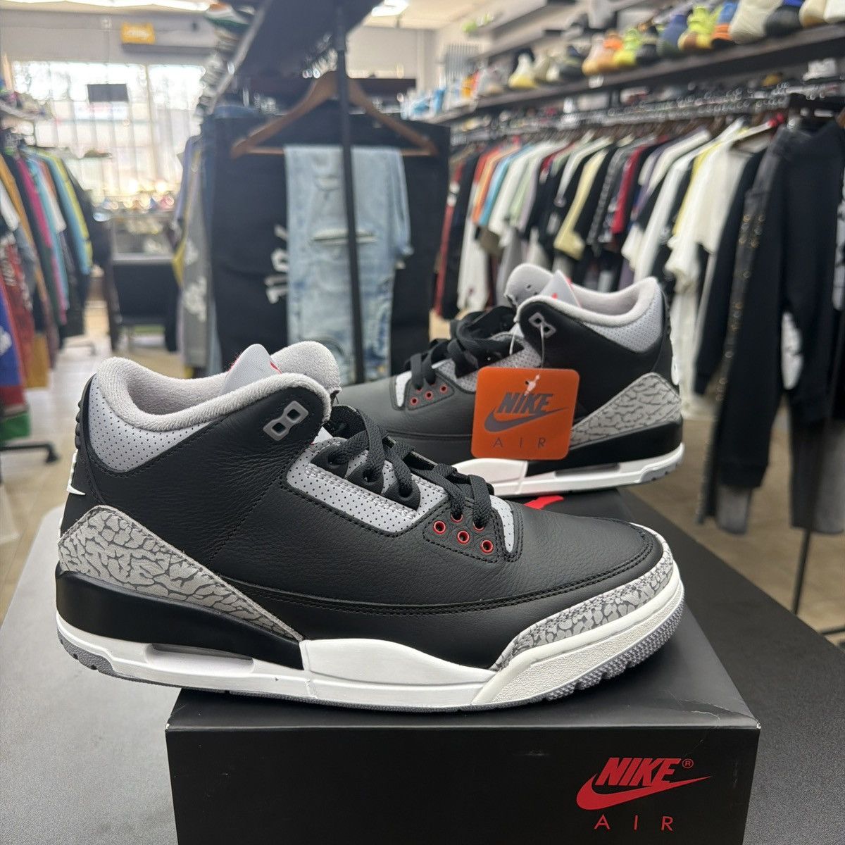 Jordan Brand Air Jordan 3 Retro OG 2024 Black Cement DN3707-010 Size 9.5 Size US 9.5 / EU 42-43 - 3 Thumbnail