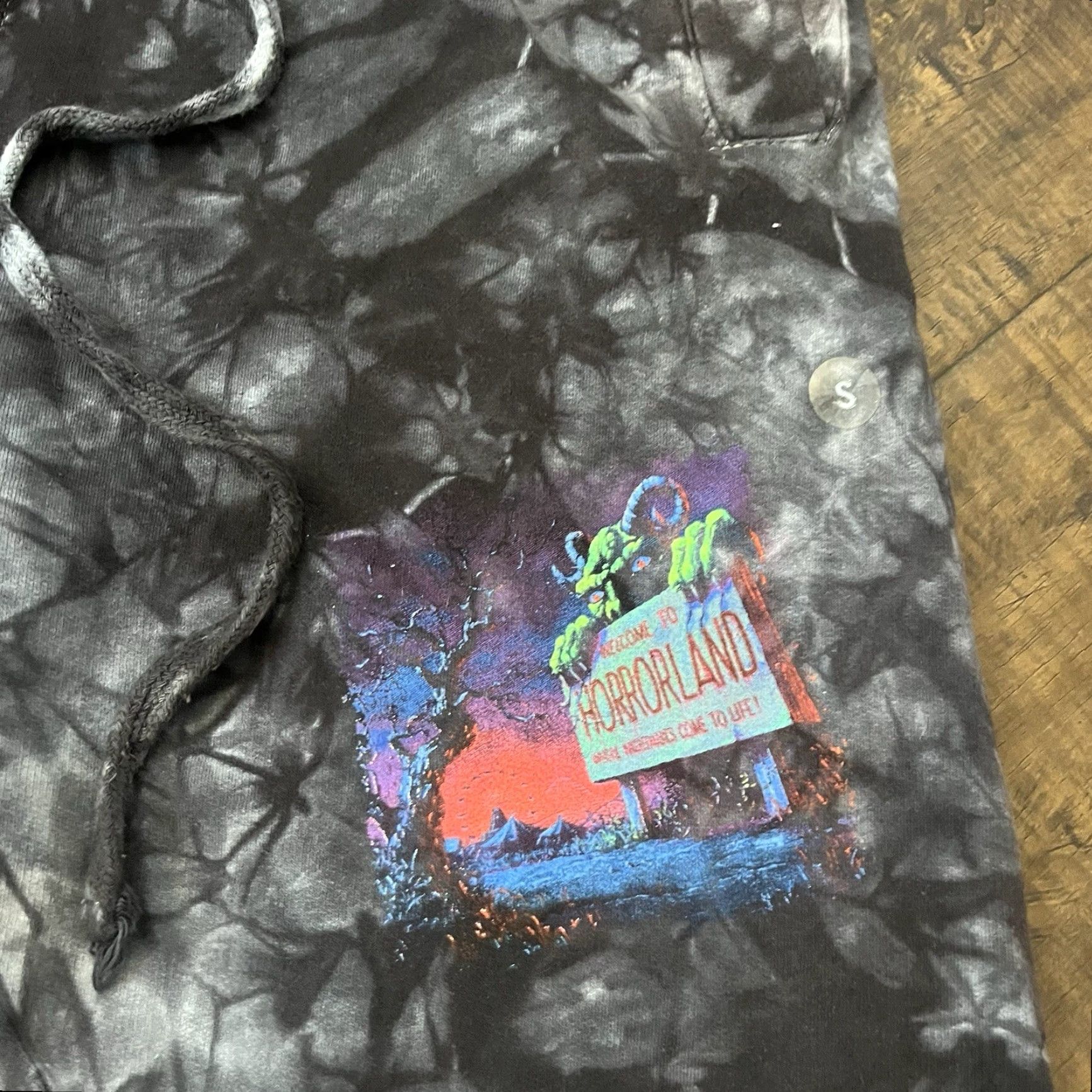 Vintage VINTAGE Goosebumps Shirt Adult Small Black/White Tie Dye Horror 1990s RL Stine Size US 29 - 4 Thumbnail