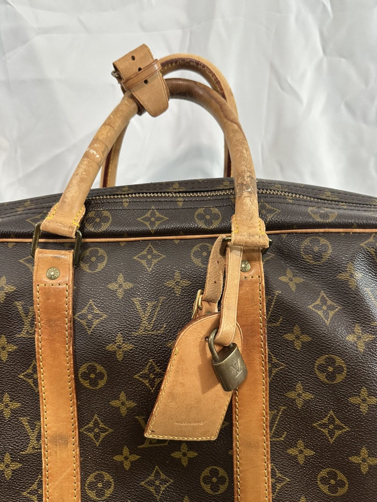 Louis Vuitton Louis Vuitton Luggage Size ONE SIZE - 3 Thumbnail
