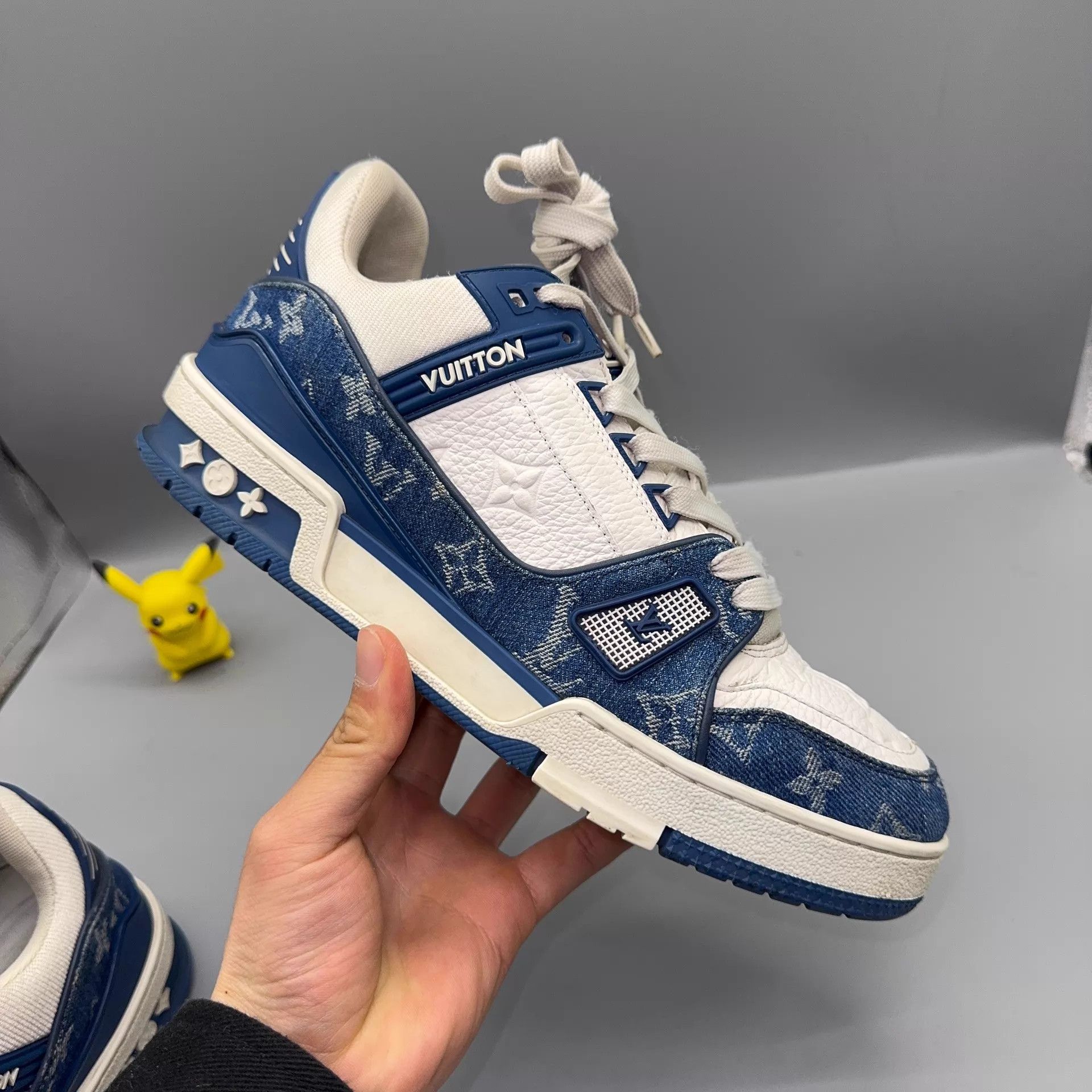 Louis Vuitton LOUIS VUITTON Trainer Denim Blue & White Size 40 Size US 7 / EU 40 - 8 Thumbnail