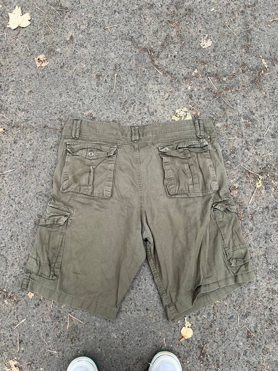 Criminal Damage × Vintage Vintage Y2K Criminal Damage Mikitary Baggy Cargo Rap Shorts Size US 36 / EU 52 - 11 Thumbnail
