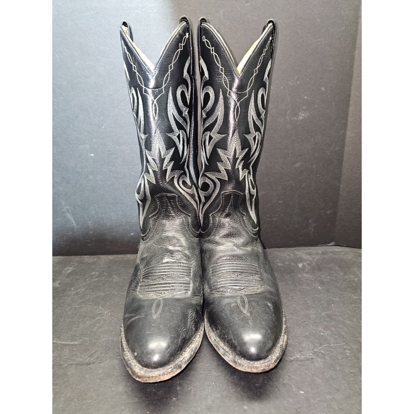 Dan Post VINTAGE Dan Post Cowboy Western Boots DP2110R Men DP2111R Black Leather Round Toe 9.5 D Boots Size US 10 / EU 43 - 3 Thumbnail