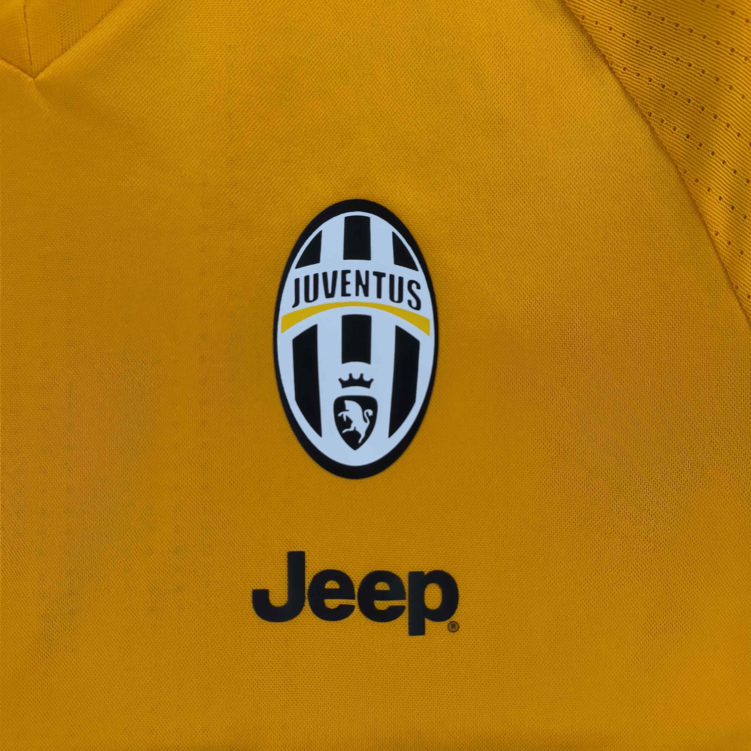 Adidas Juventus 16-17 Adidas training football jersey shirt size S Size US S / EU 44-46 / 1 - 3 Thumbnail