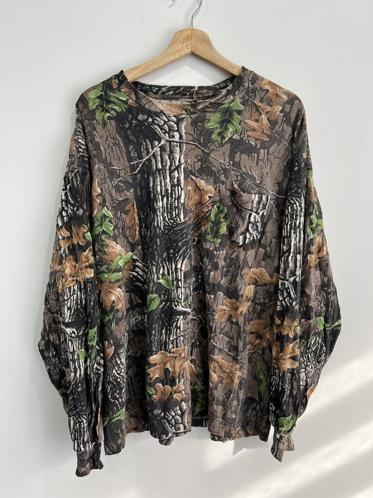 Vintage Real Tree Camo Longsleeve Shirt mossy oaks crewneck