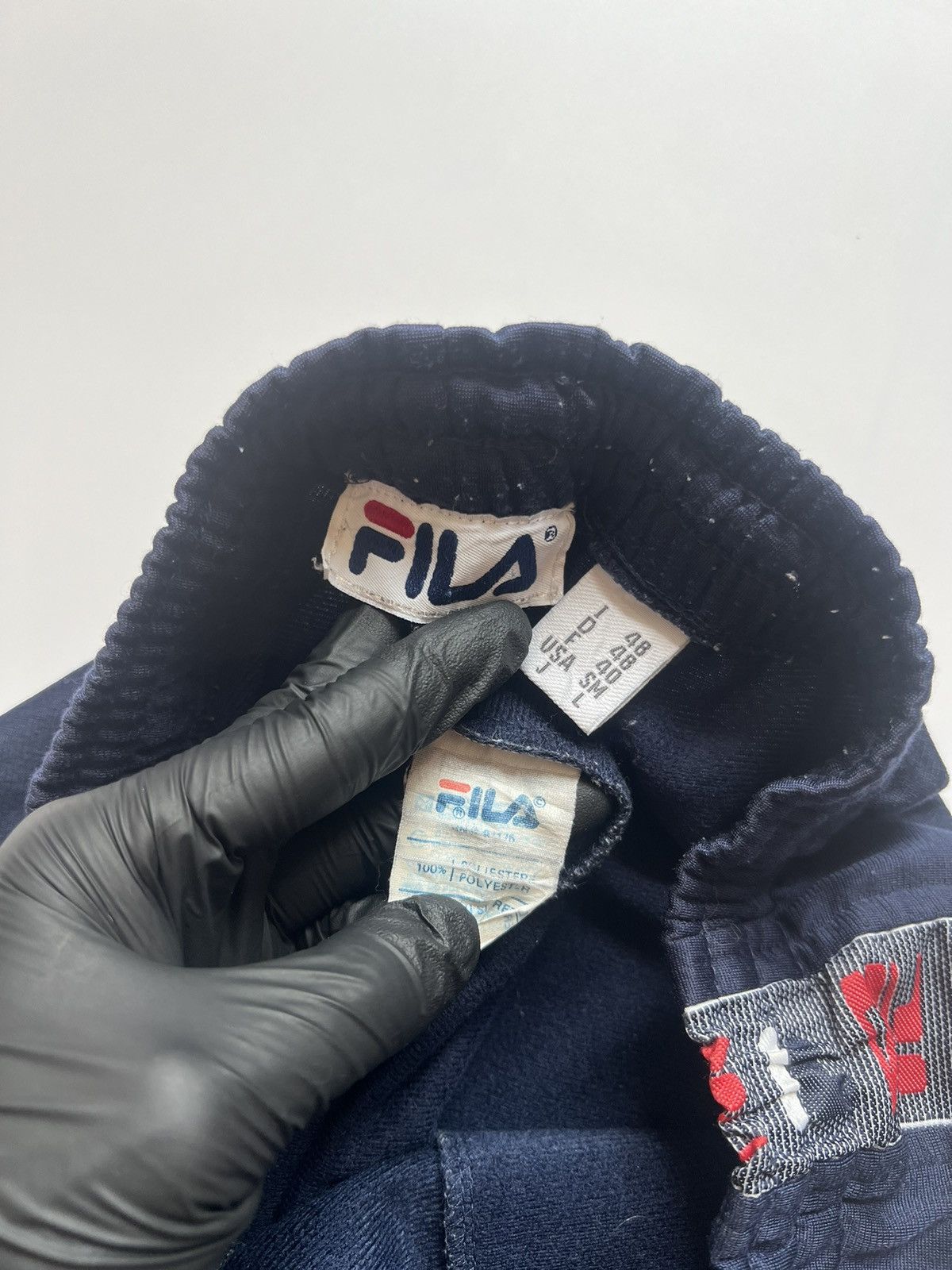 Fila Fila Side Tape Vintage Tracksuit Size US L / EU 52-54 / 3 - 8 Thumbnail