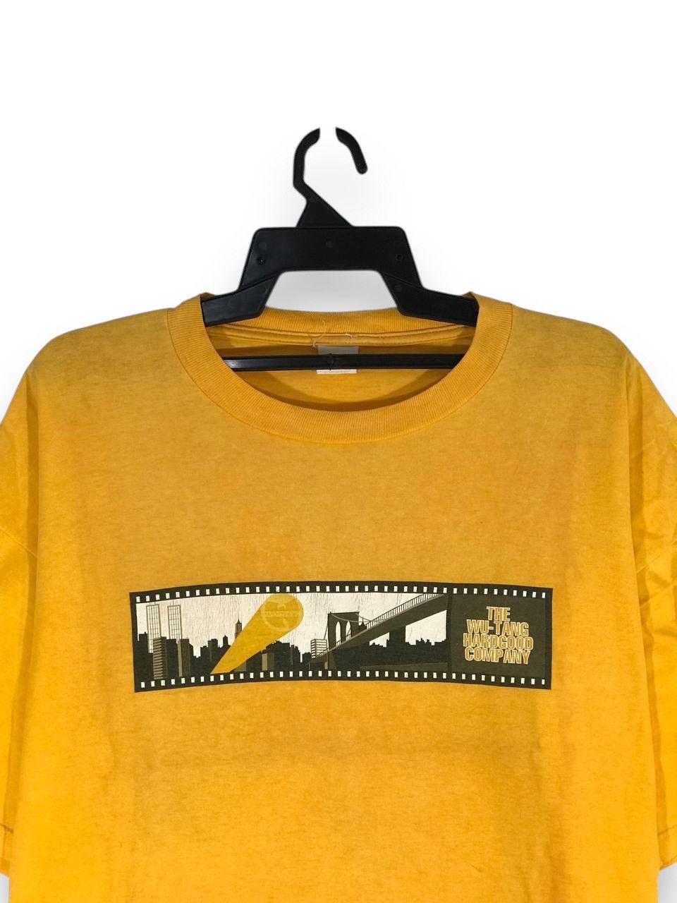 Band Tees Vintage wu tang Size US XL / EU 56 / 4 - 2 Thumbnail