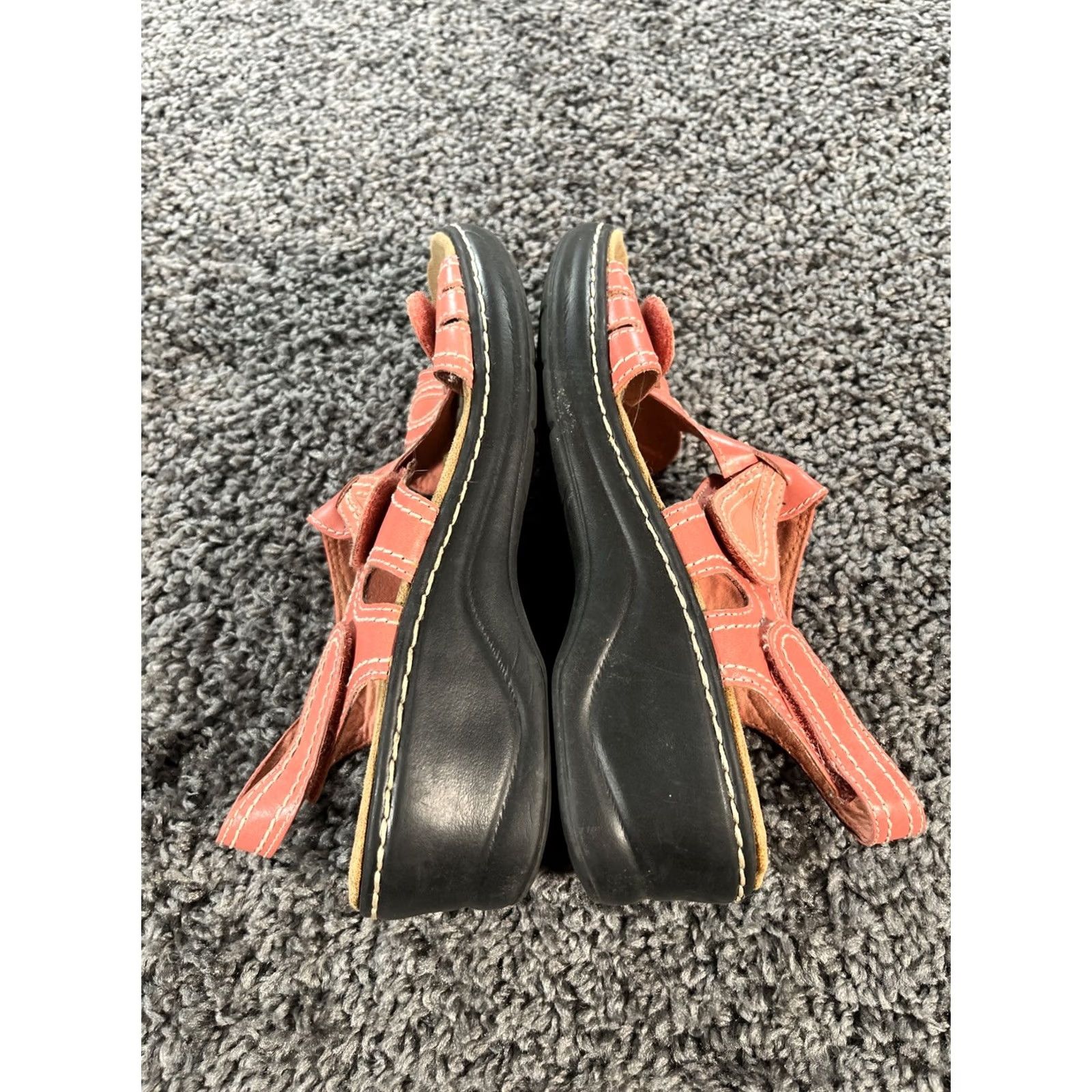 Clarks VINTAGE Clarks Bendables Sandal Women US 8.5W Leather Pink Peach Strappy Wedge Slip On Belt/Hook & Loop Size US 9 / IT 39 - 5 Thumbnail