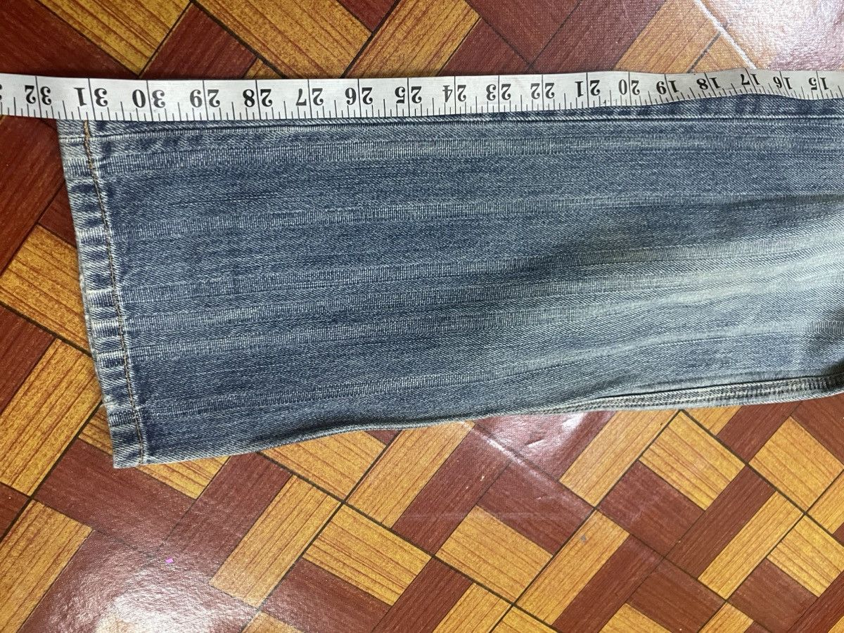Burberry Burberry Distressed Jeans Size US 31 - 15 Thumbnail