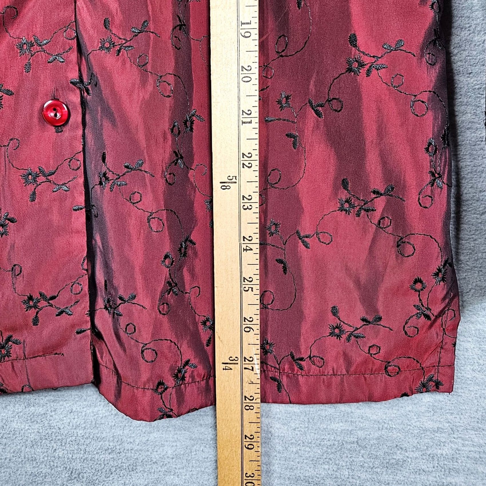 Vintage Caribe Shirt Women's Red Floral Embroidered Button-Up Long Sleeve Sz S Size S / US 4 / IT 40 - 4 Thumbnail