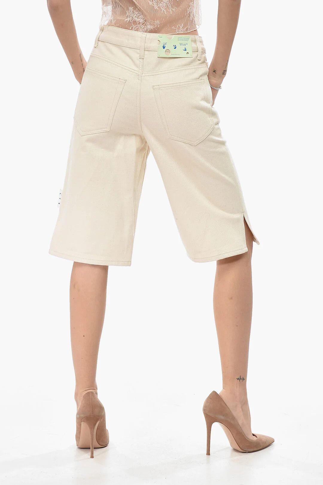 Off-White og1mm0426 5-Pocket Short in Beige Size 26" / US 2 / IT 38 - 2 Thumbnail