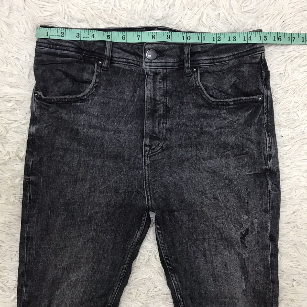 Japanese Brand Zara Man Denim Wear Skinny Fit Distressed Jeans Size US 29 - 15 Thumbnail