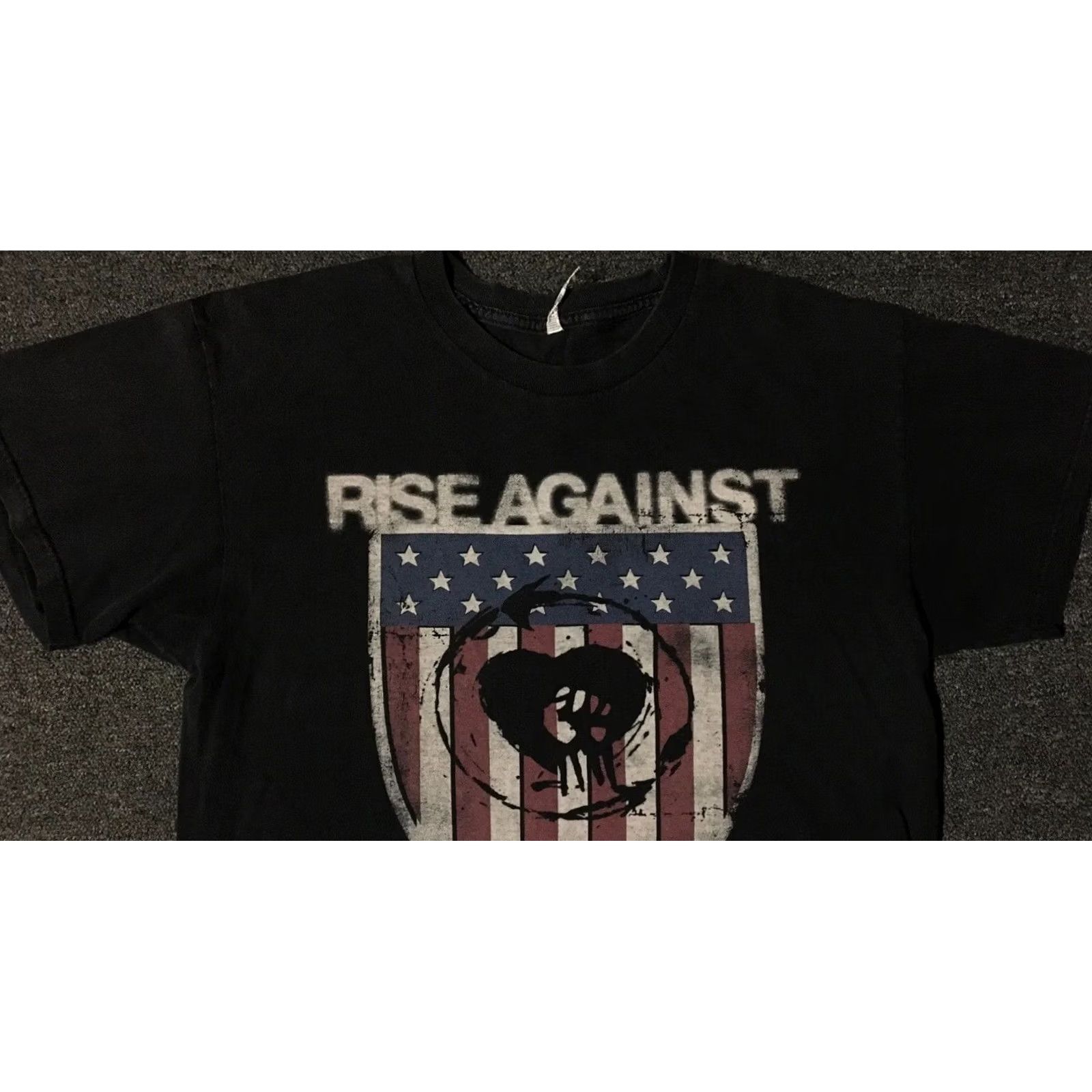 Vintage Rise Against Shirt M Black Band Concert Punk Rock Grunge Tour 80s 90s Vintage Mens Biker Rock Concert Tour Velvety Fade OFFS Size US M / EU 48-50 / 2 - 4 Thumbnail
