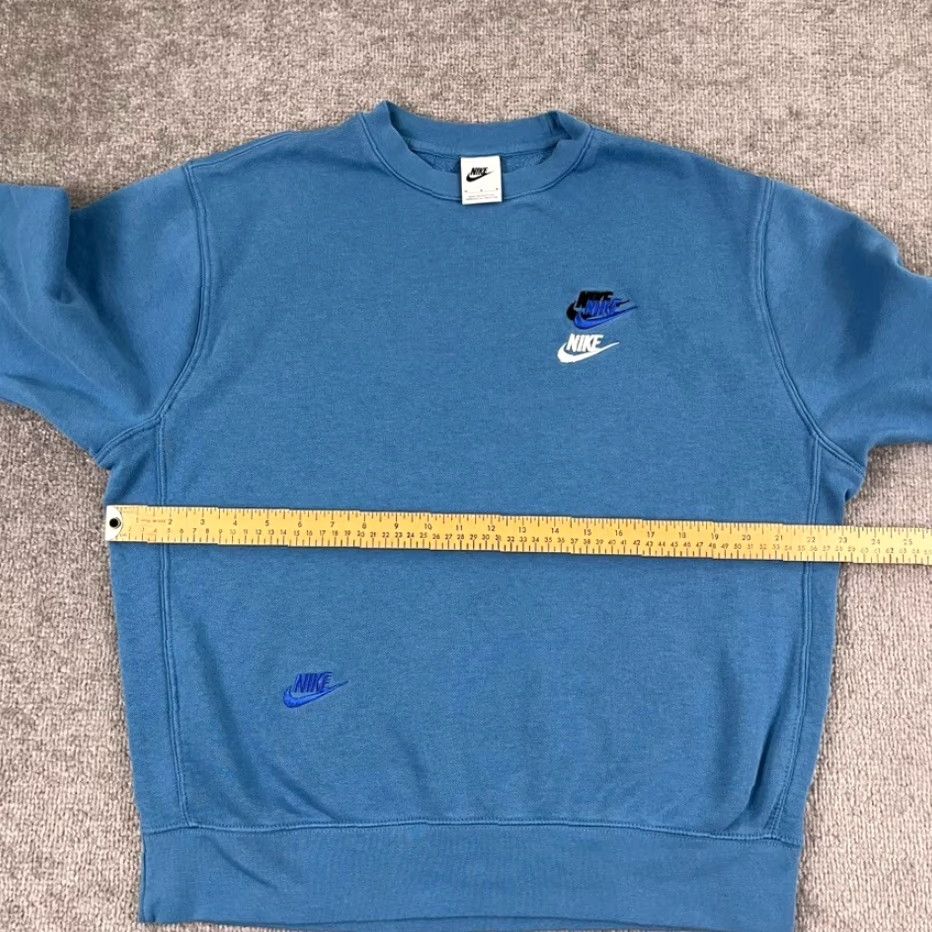 Nike Nike Sweatshirt Mens Medium Dutch Blue Crewneck Sport Essentials Embroidered Size US M / EU 48-50 / 2 - 6 Thumbnail