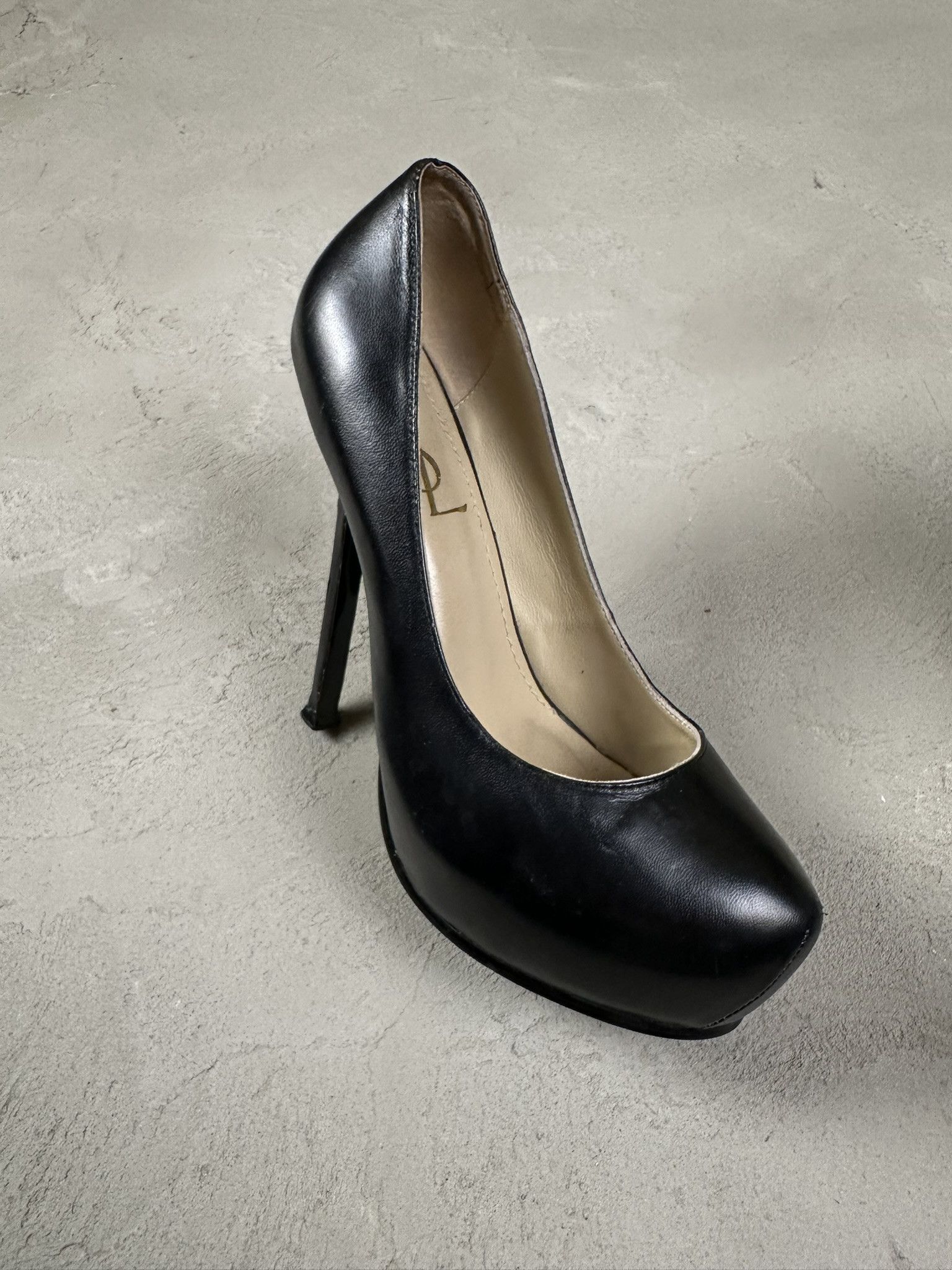 Yves Saint Laurent YSL Yves Saint Laurent Leather Heels Boots Size US 6.5 / IT 36.5 - 2 Thumbnail