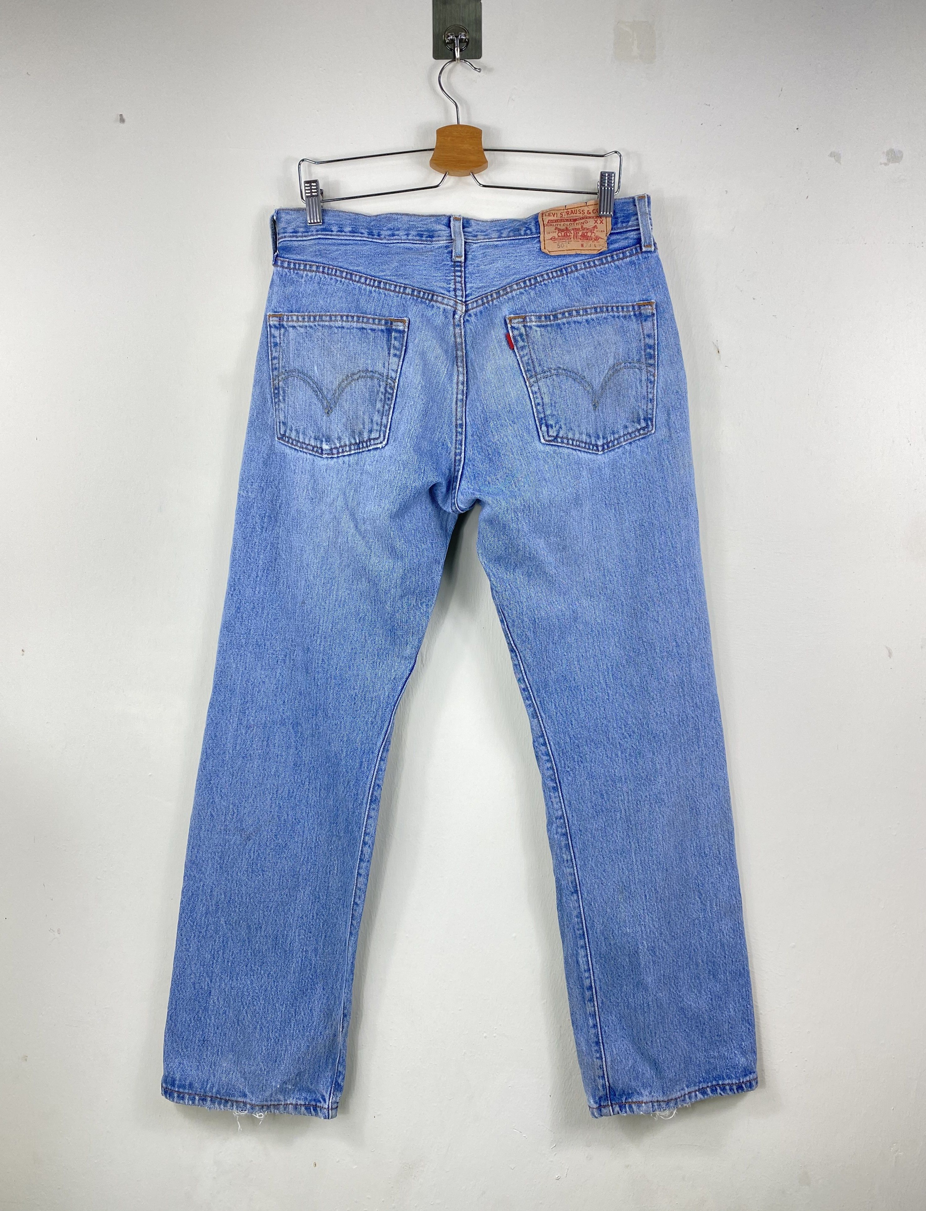 Levi's Vintage Clothing Vintage Levis 501 90s distressed dirty denim W33x29 inch Size US 33 - 6 Thumbnail