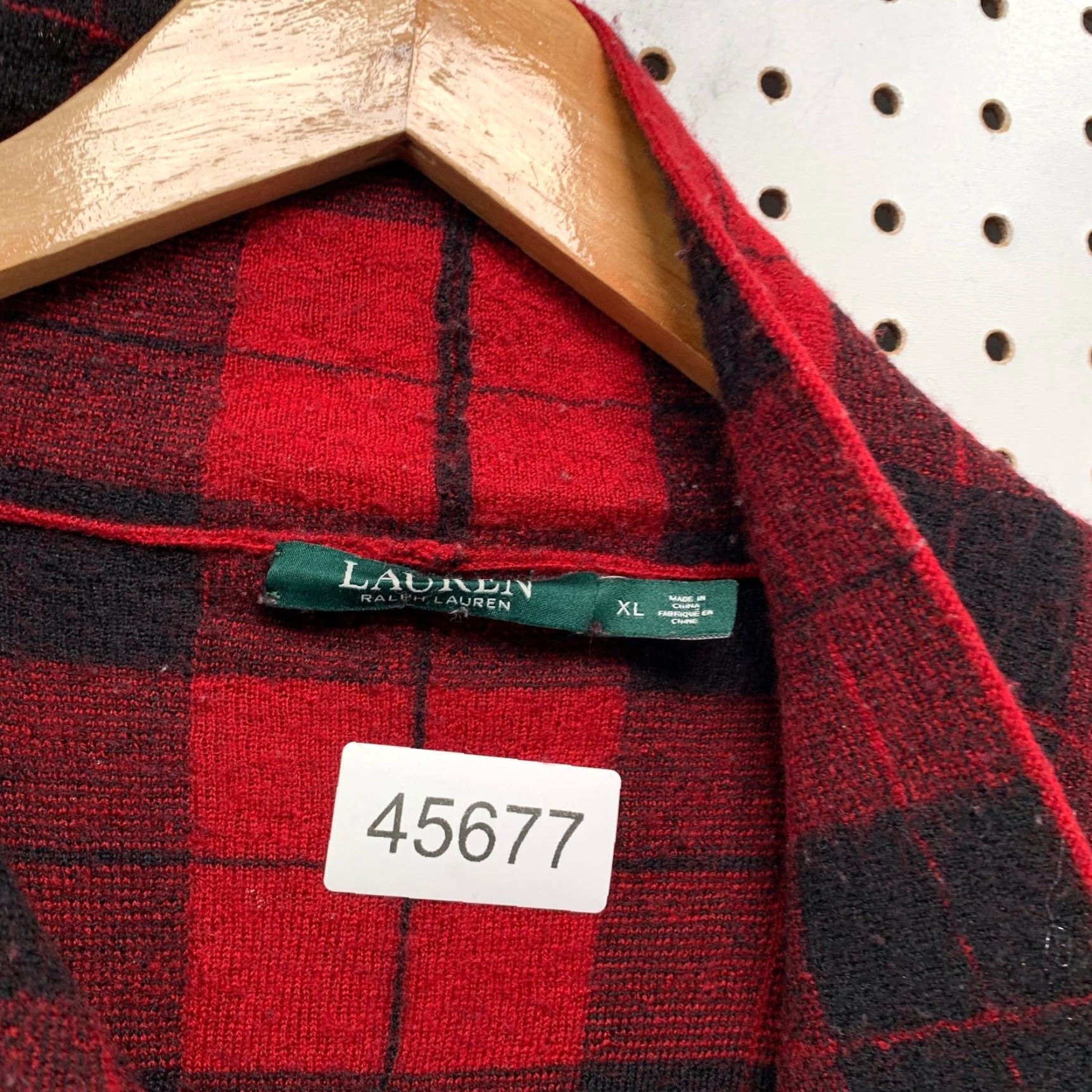 Ralph Lauren Lauren Ralph Lauren Wool Cardigan Shawl Womens XL Open Buffalo Plaid Red Black Cardigan Women XL Red Buffalo Plaid Knit Wool Open Casual 90s? Size XL / US 12-14 / IT 48-50 - 6 Thumbnail
