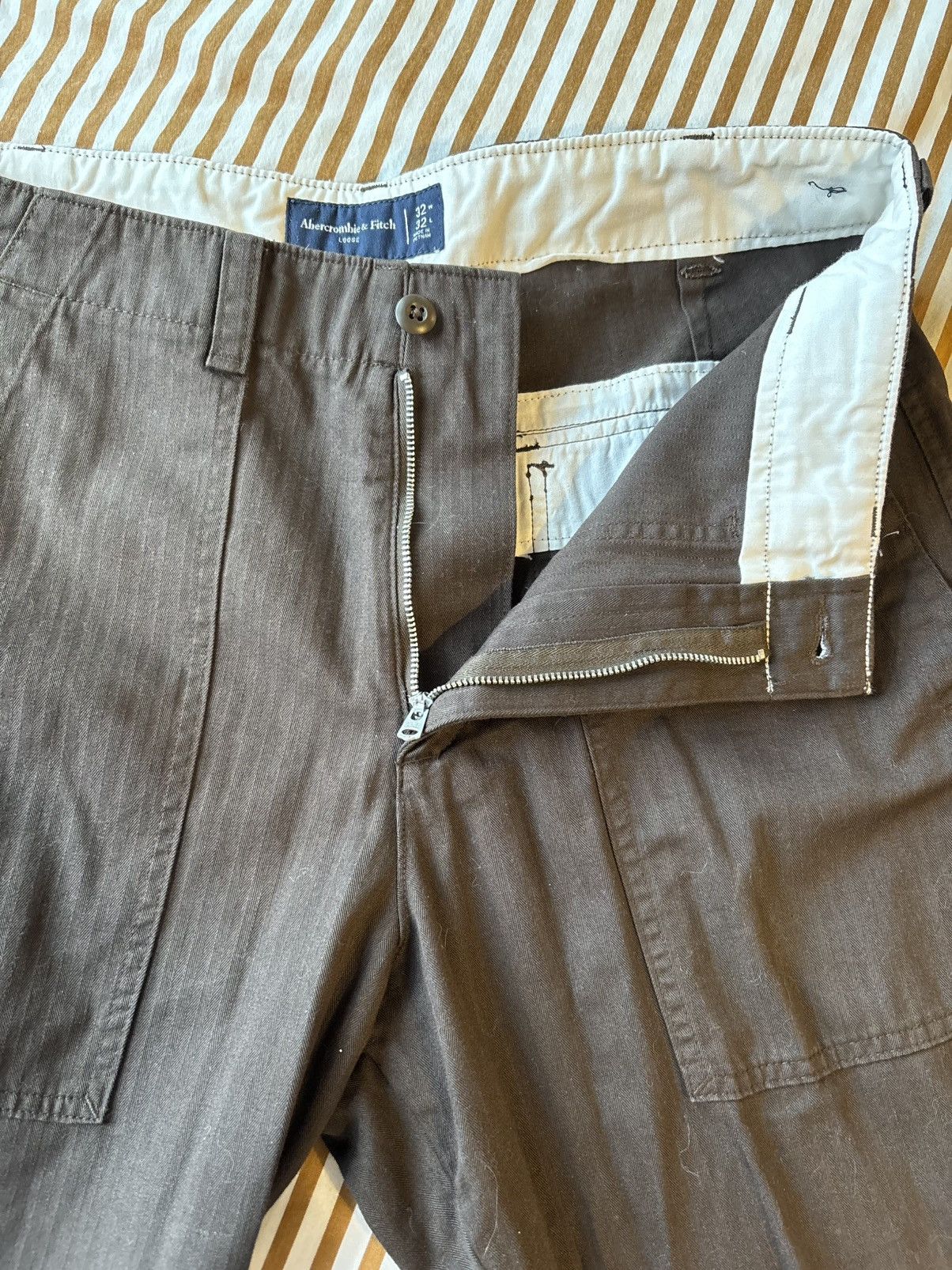 Abercrombie & Fitch Abercrombie & Fitch loose fit herringbone trousers Size US 32 / EU 48 - 7 Thumbnail