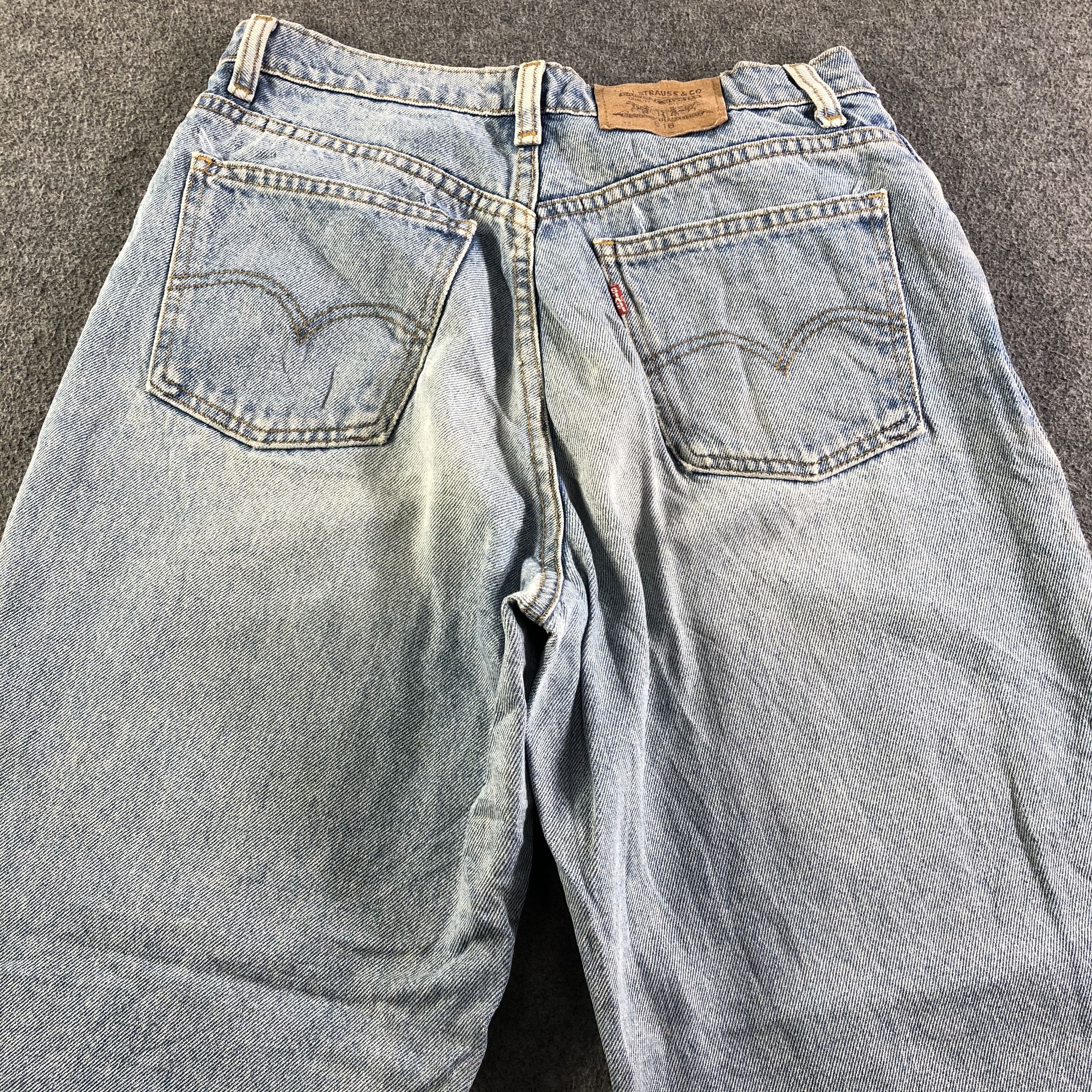 Levi's Vintage Light Wash Levis Jeans-J4228 Size US 30 / EU 46 - 4 Thumbnail
