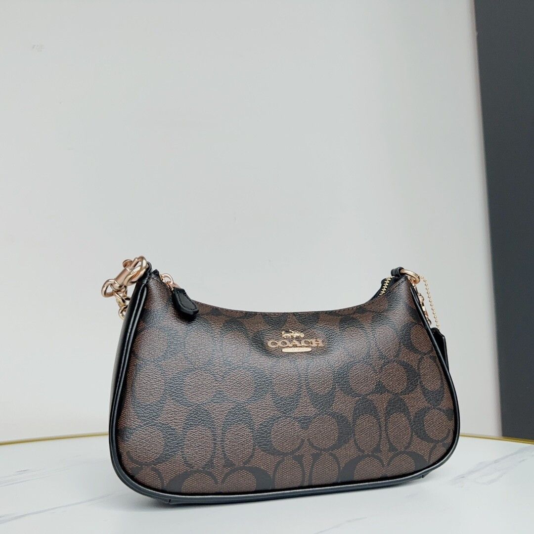 Coach NWT COACH CA548 Women’s Size ONE SIZE - 7 Thumbnail