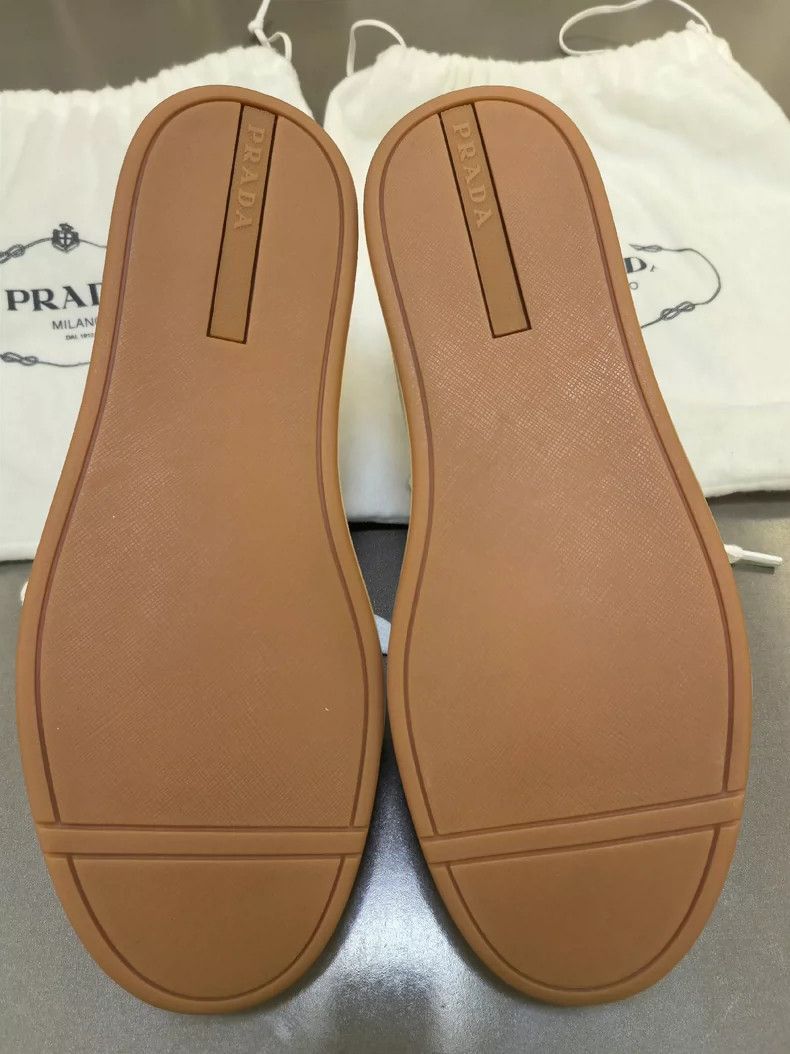 Prada PRADA White Leather Casual Sneakers Size 7-2506 Size US 7 / EU 40 - 7 Thumbnail
