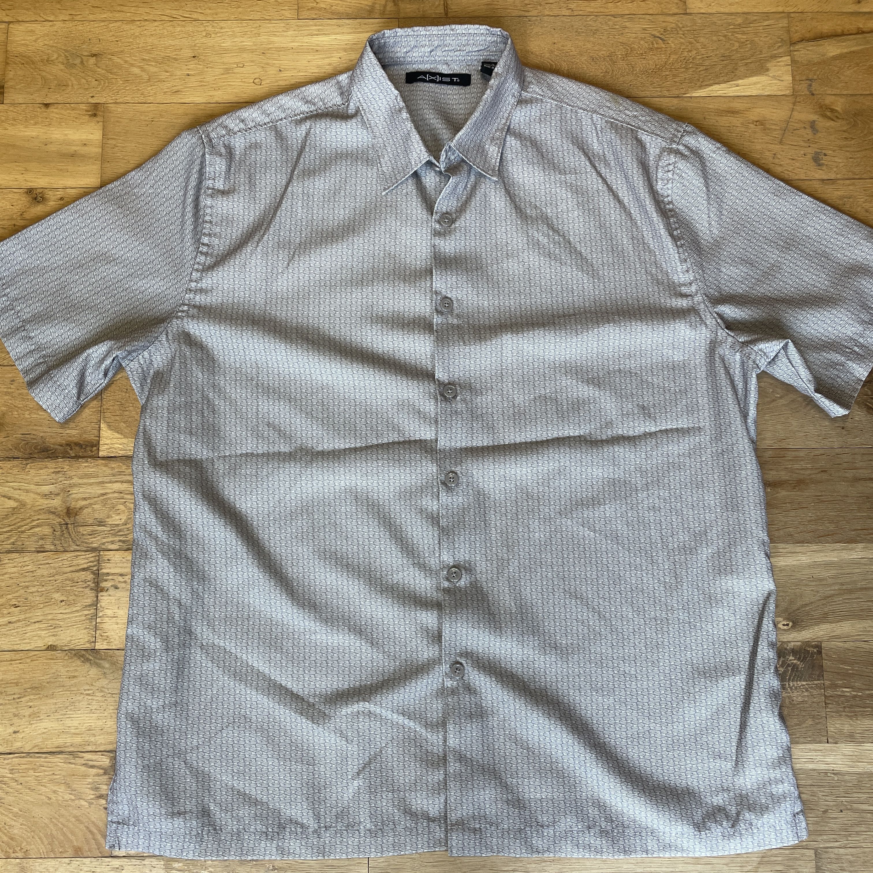 Axist Axist Men's Fashionable Elegant Short Sleeve Shirt Size L Size US L / EU 52-54 / 3 - 1 Thumbnail