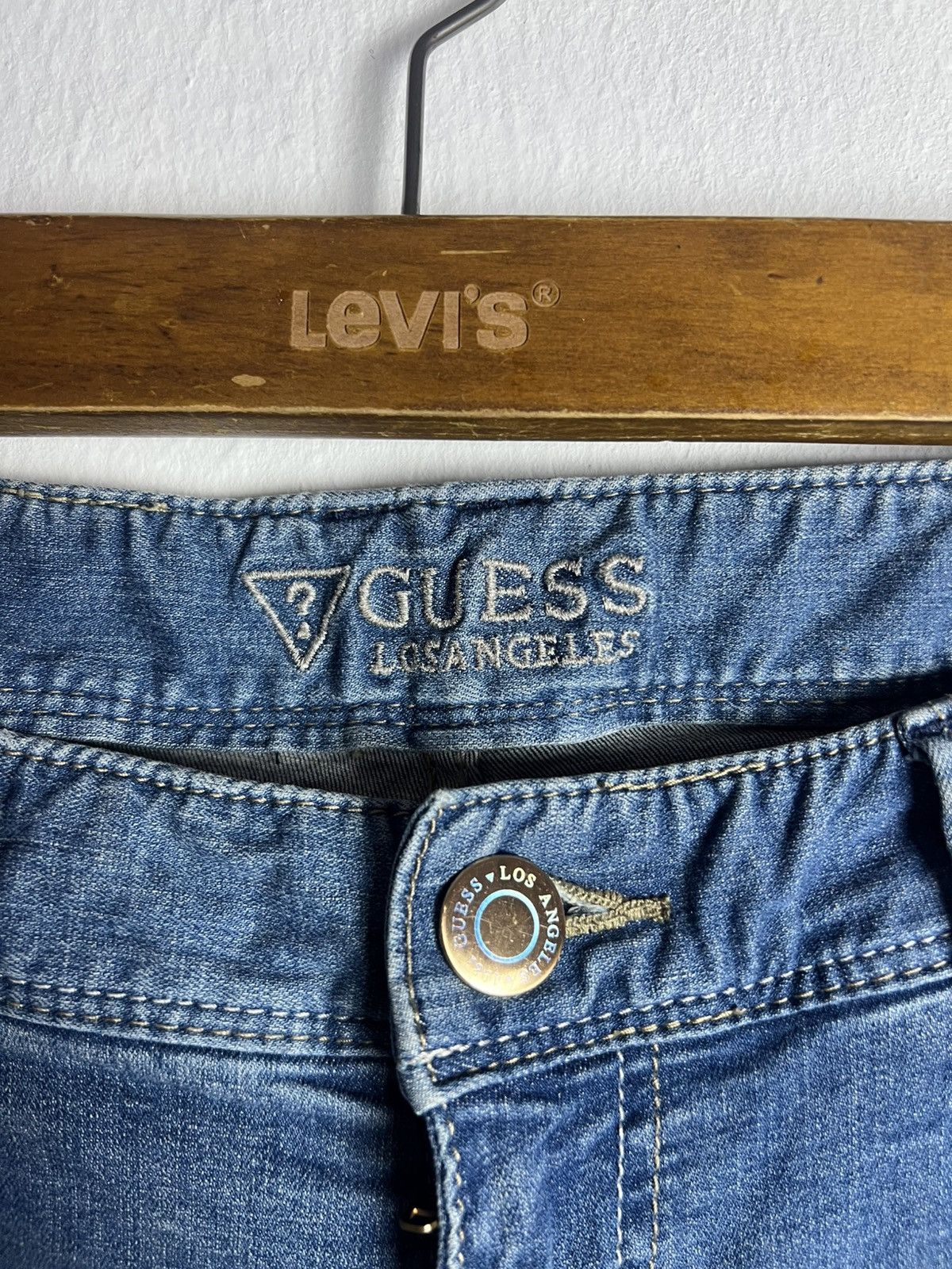 Guess Guess Denim Distressed Jorts Shorts Size US 33 - 7 Thumbnail